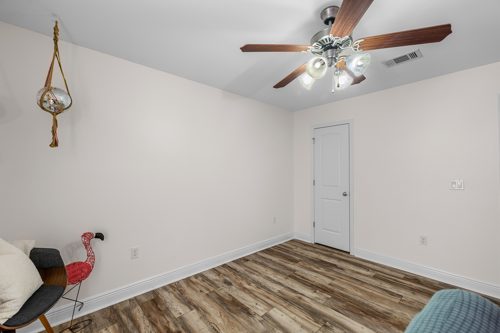  Spacious Craftsman in Summerset Estates - 物件實景