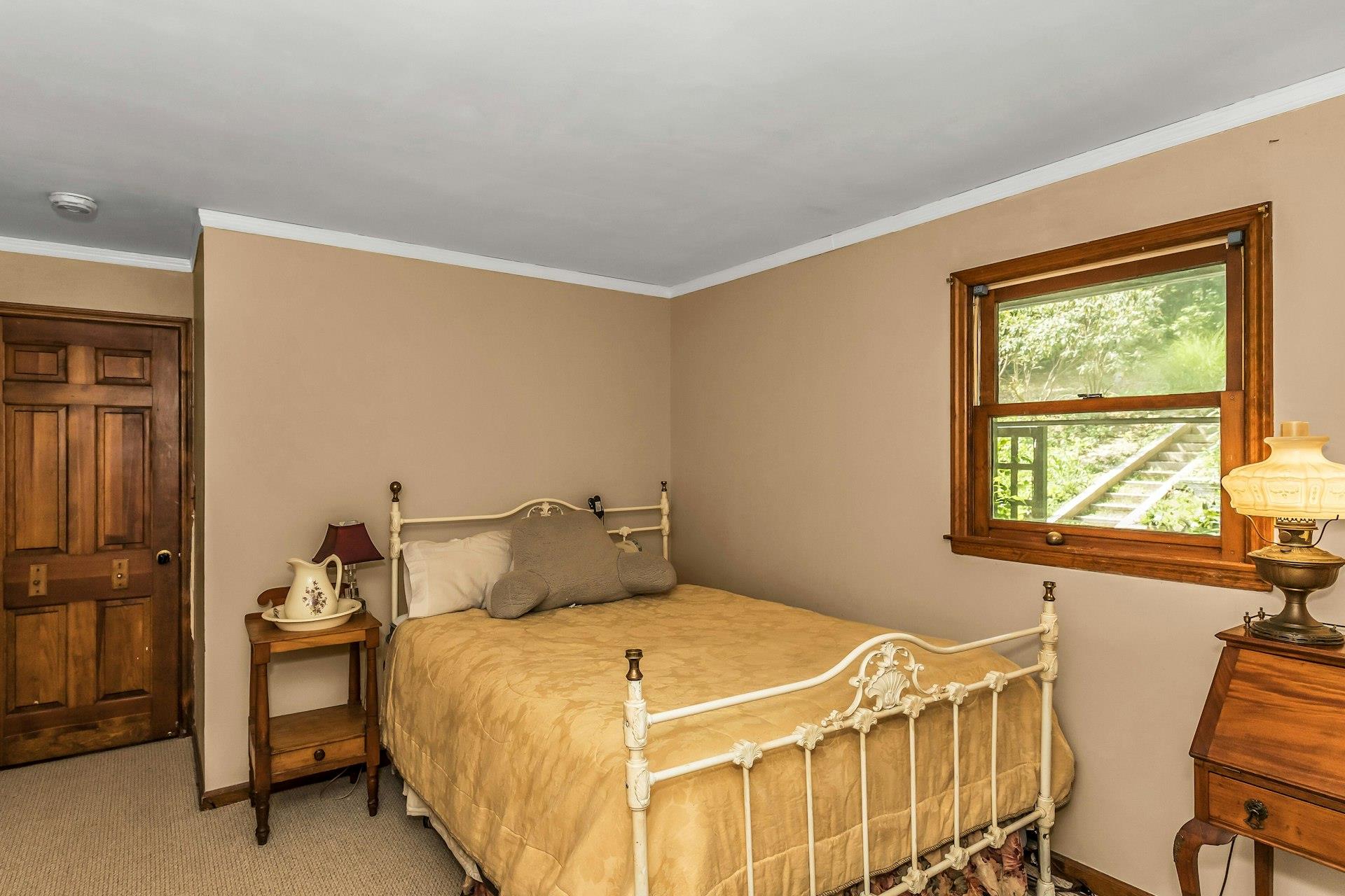 Northport, New York, 11768, United States, 3 Bedrooms Bedrooms, ,2 BathroomsBathrooms,Residential,For Sale,1892901