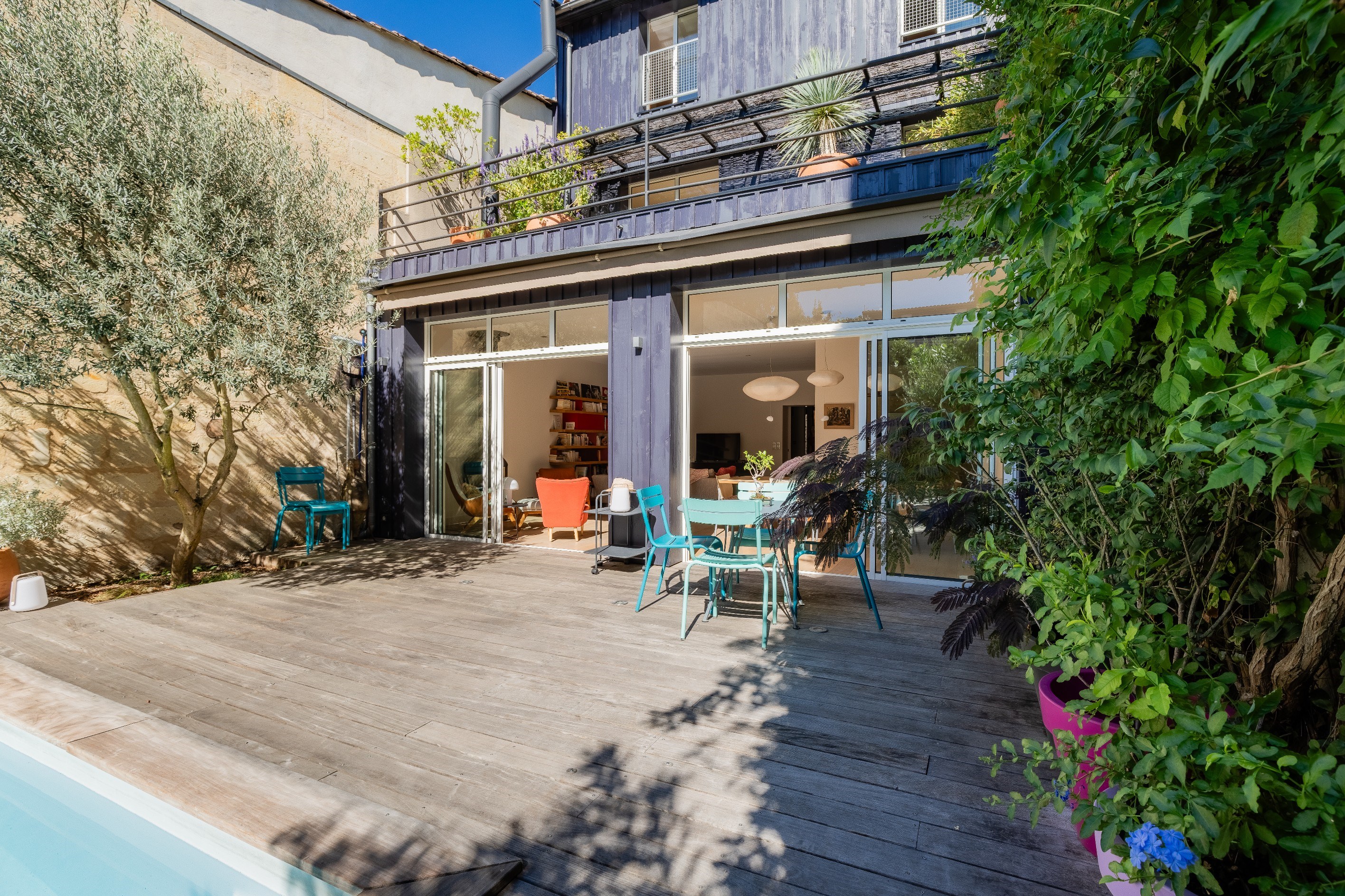  CHARTRONS – CUT-STONE BOURGEOIS HOUSE – ARCHITECTURAL RENOVATION – TERRACES AND… - 物件實景