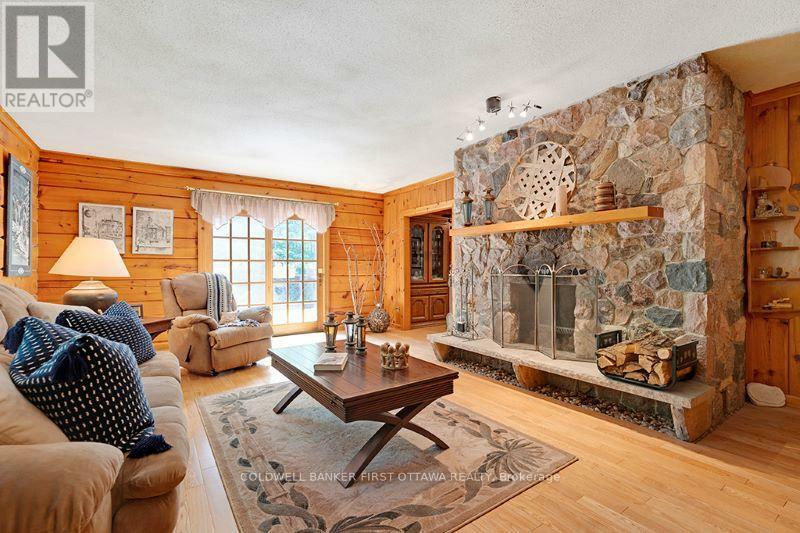 DRUMMOND/NORTH ELMSLEY, Ontario, K7C 0C5, CA, 3 Bedrooms Bedrooms, ,2 BathroomsBathrooms,Residential,For Sale,1875944