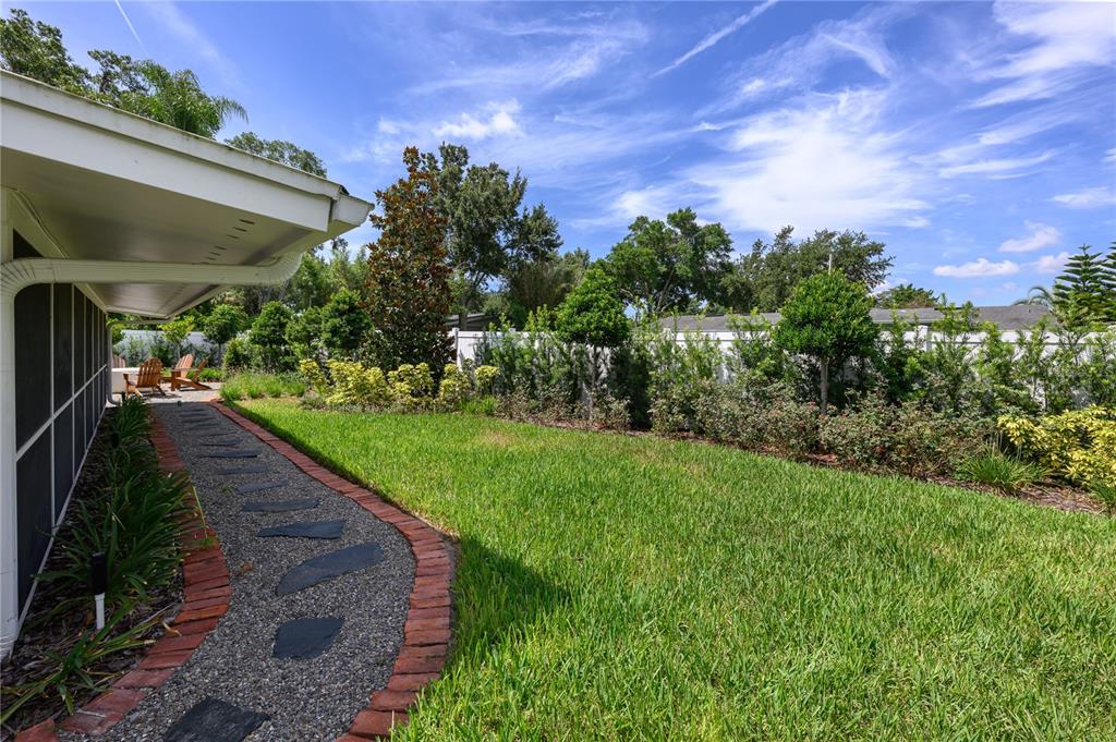 Maitland, Florida, 32751, United States, 3 Bedrooms Bedrooms, ,2 BathroomsBathrooms,Residential,For Sale,1890737