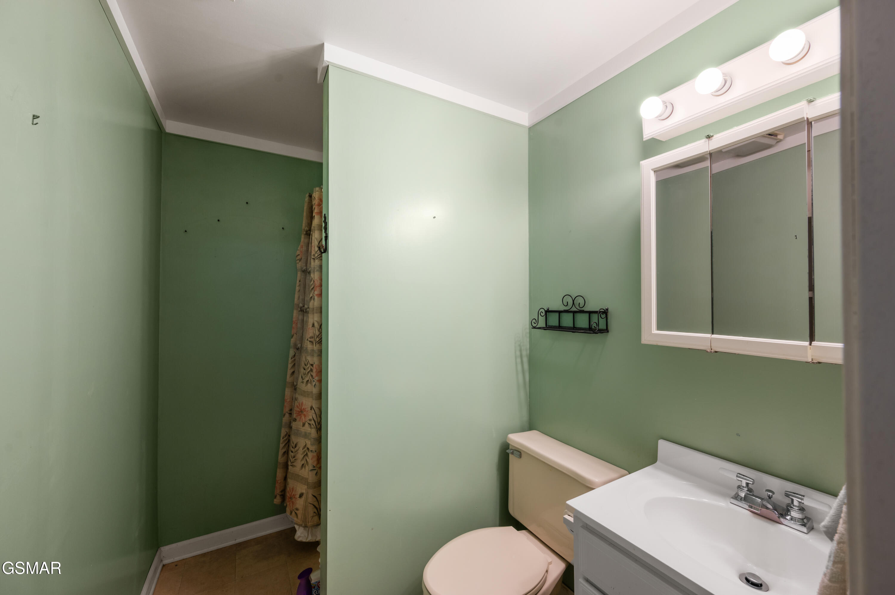 Pigeon Forge, Tennessee, 37863, United States, 3 Bedrooms Bedrooms, ,3 BathroomsBathrooms,Residential,For Sale,1978276