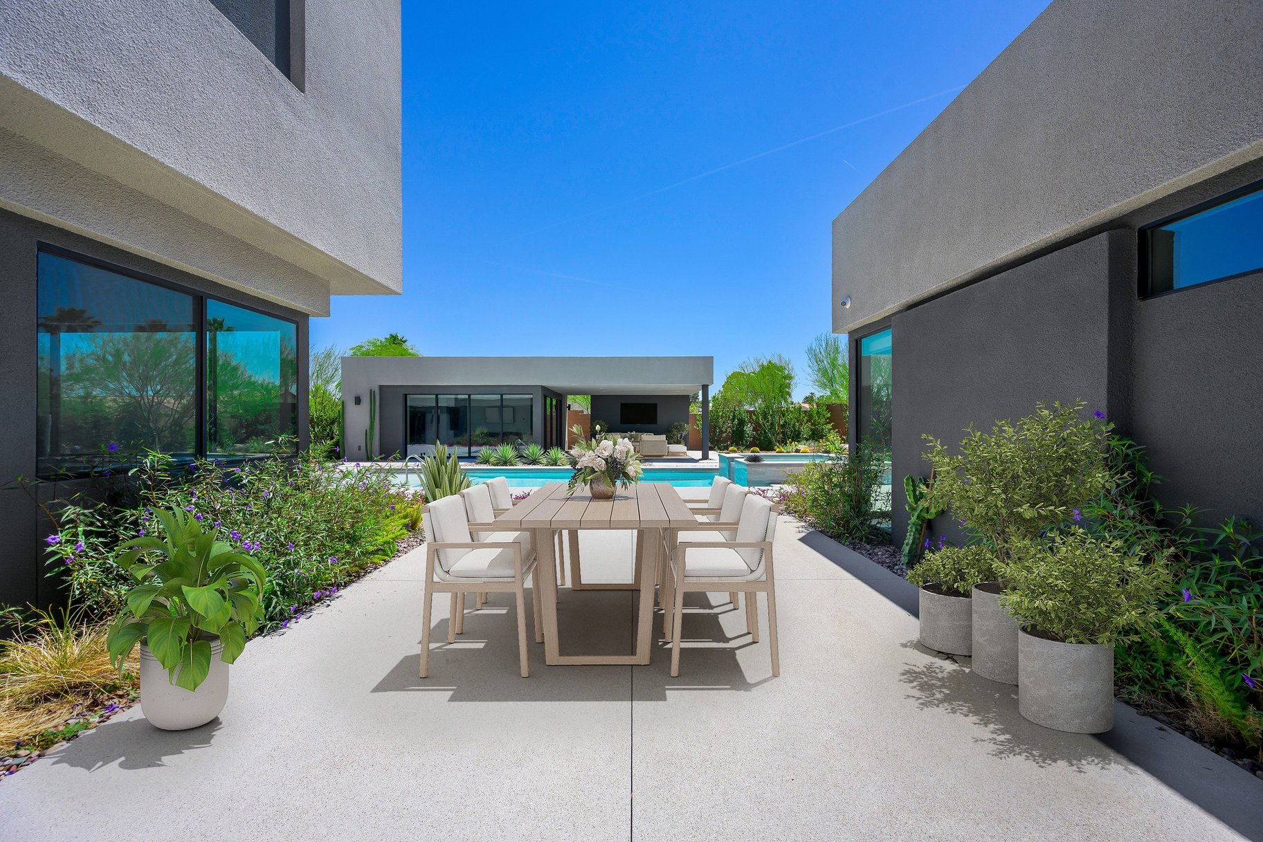  Private Contemporary Masterpiece in Las Vegas