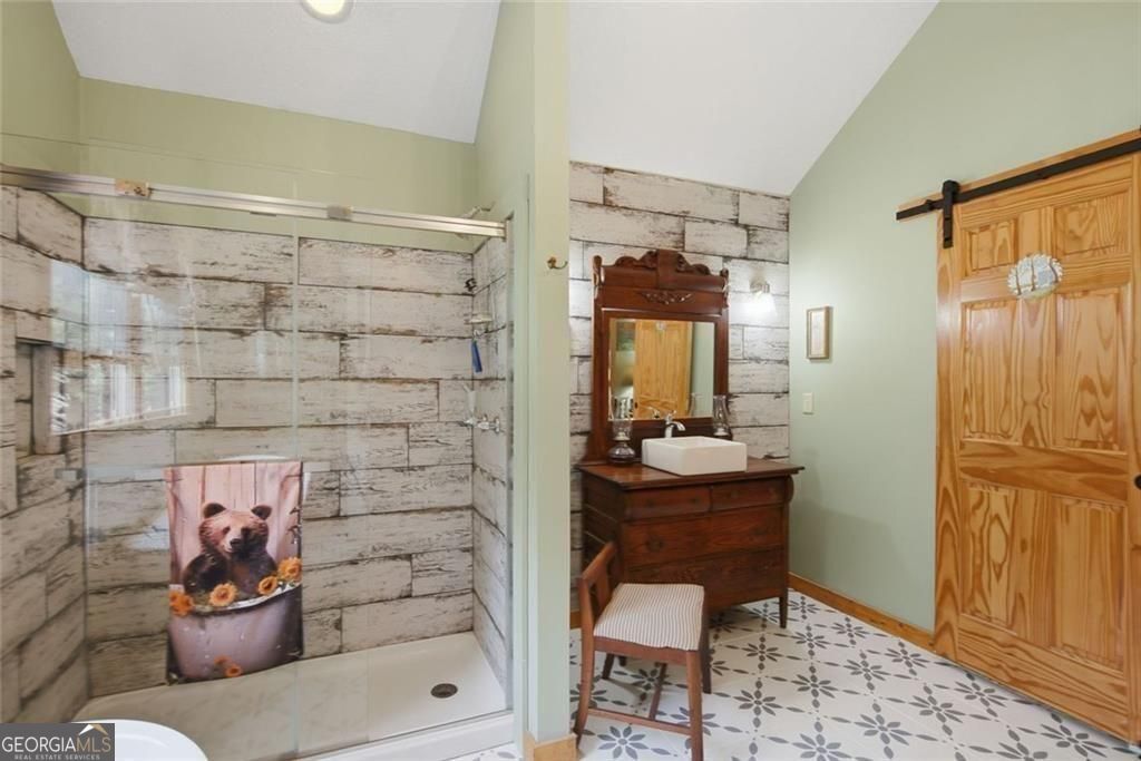 Ellijay, Georgia, 30540, United States, 3 Bedrooms Bedrooms, ,3 BathroomsBathrooms,Residential,For Sale,2036628