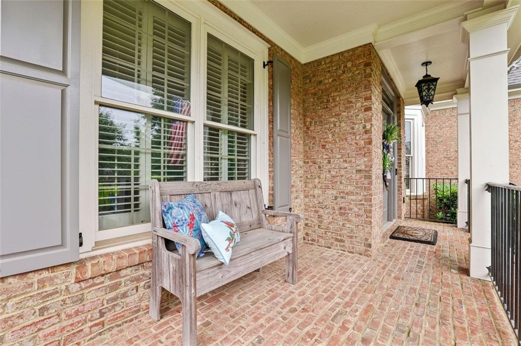 Cumming, Georgia, 30041, United States, 5 Bedrooms Bedrooms, ,5 BathroomsBathrooms,Residential,For Sale,1834533