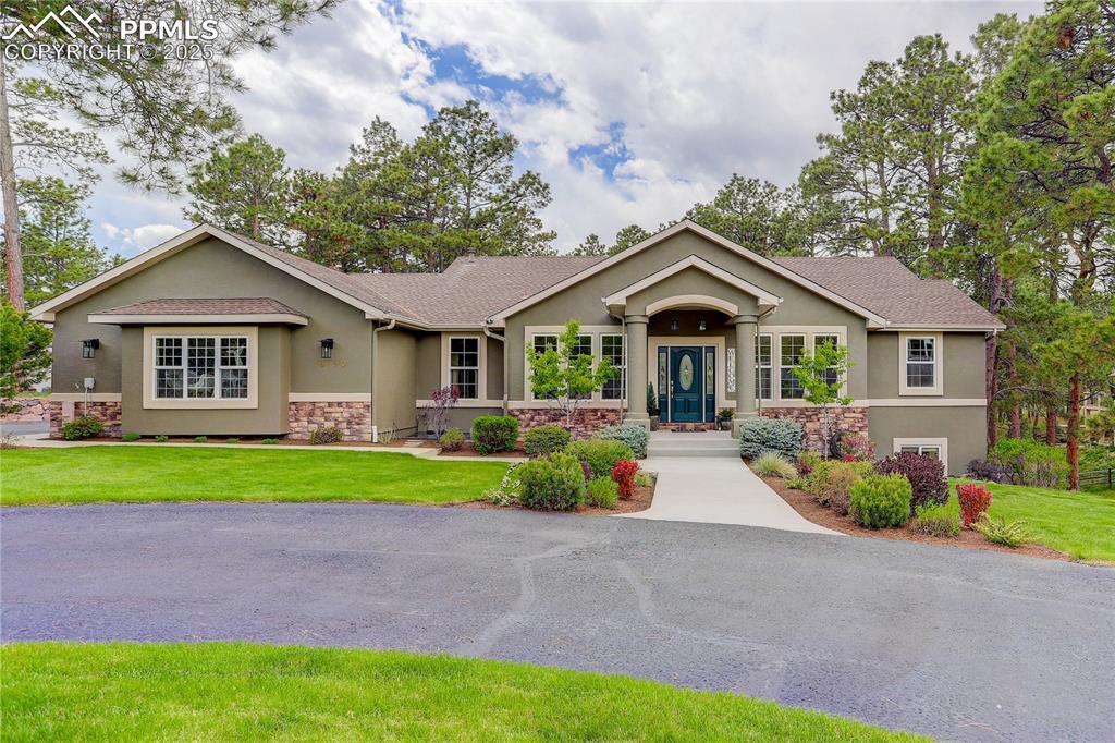Colorado Springs, Colorado, 80908, United States, 4 Bedrooms Bedrooms, ,4 BathroomsBathrooms,Residential,For Sale,1839239