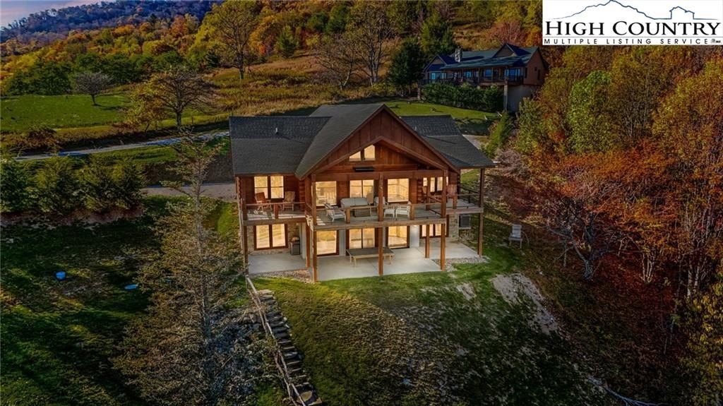 Banner Elk, North Carolina, 28604, United States, 4 Bedrooms Bedrooms, ,5 BathroomsBathrooms,Residential,For Sale,1977191