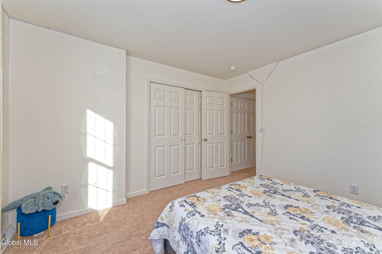 Rensselaer, New York, 12144, United States, 3 Bedrooms Bedrooms, ,3 BathroomsBathrooms,Residential,For Sale,1995950