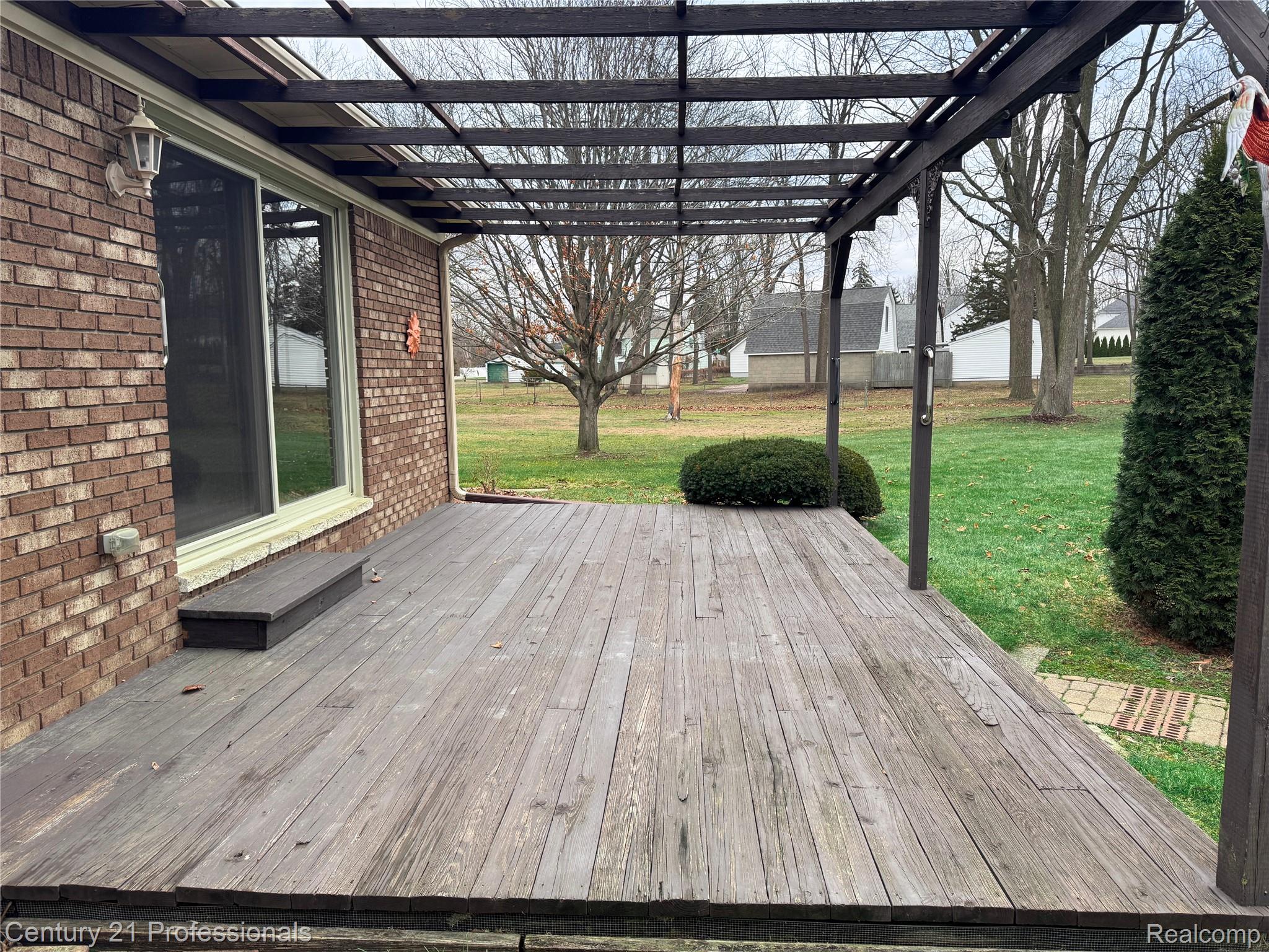 Troy, Michigan, 48085, United States, 4 Bedrooms Bedrooms, ,3 BathroomsBathrooms,Residential,For Sale,2009052