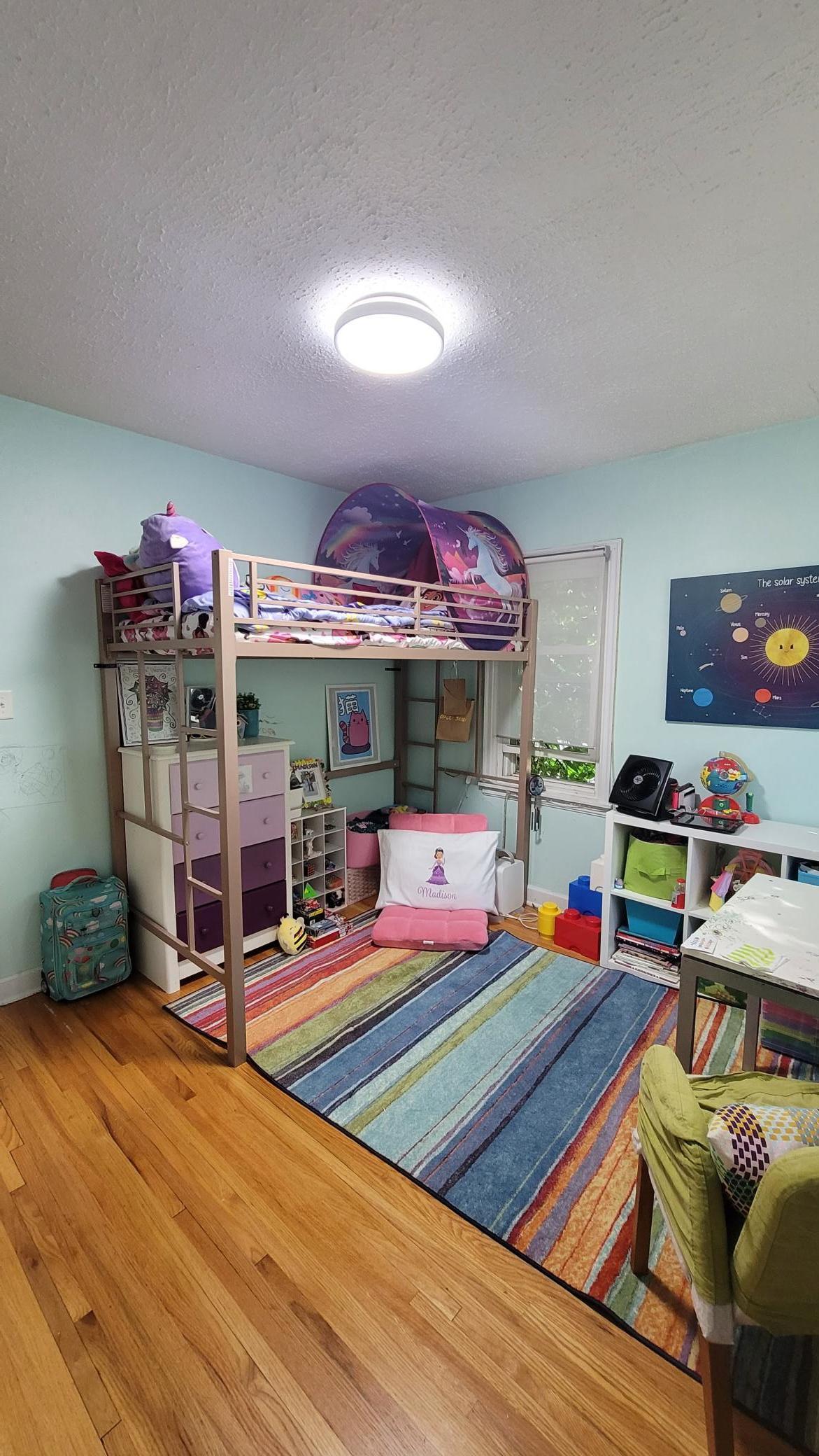 Minneapolis, Minnesota, 55405, United States, 4 Bedrooms Bedrooms, ,1 BathroomBathrooms,Residential,For Sale,1905898