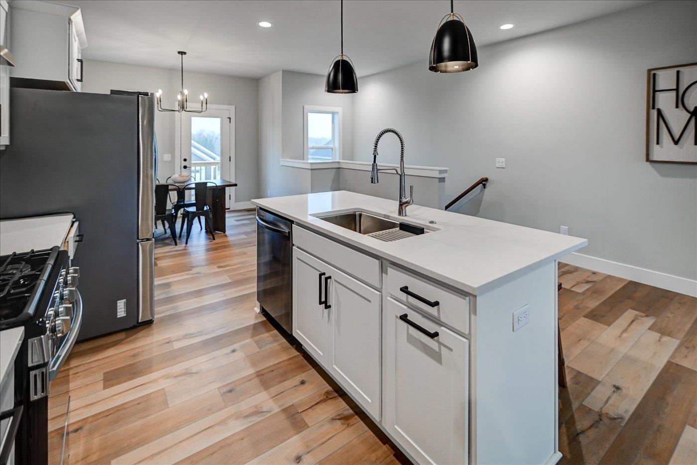 Madison, Wisconsin, 53711, United States, 3 Bedrooms Bedrooms, ,3 BathroomsBathrooms,Residential,For Sale,1995552