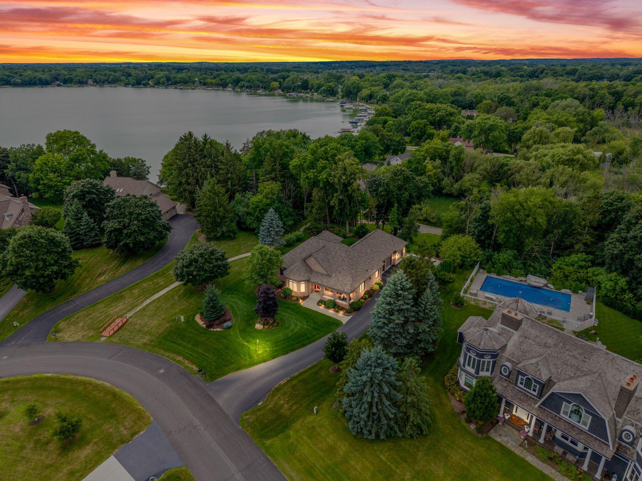 Lac La Belle, Wisconsin, 53066, United States, 4 Bedrooms Bedrooms, ,4 BathroomsBathrooms,Residential,For Sale,1901123