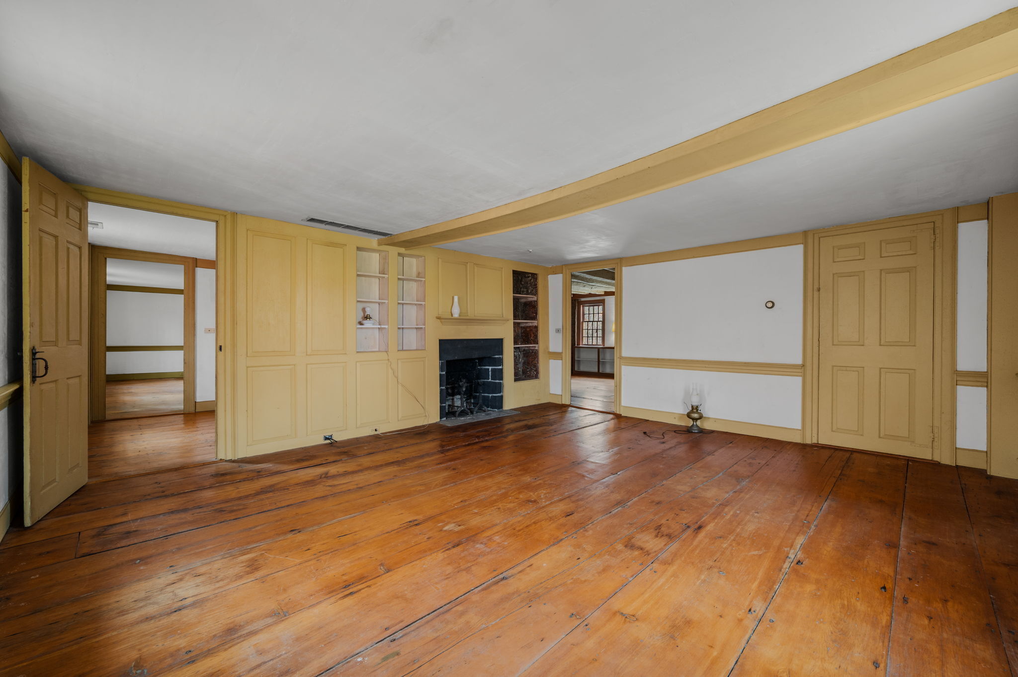 Lyme, Connecticut, 06371, United States, 2 Bedrooms Bedrooms, ,3 BathroomsBathrooms,Residential,For Sale,1991531