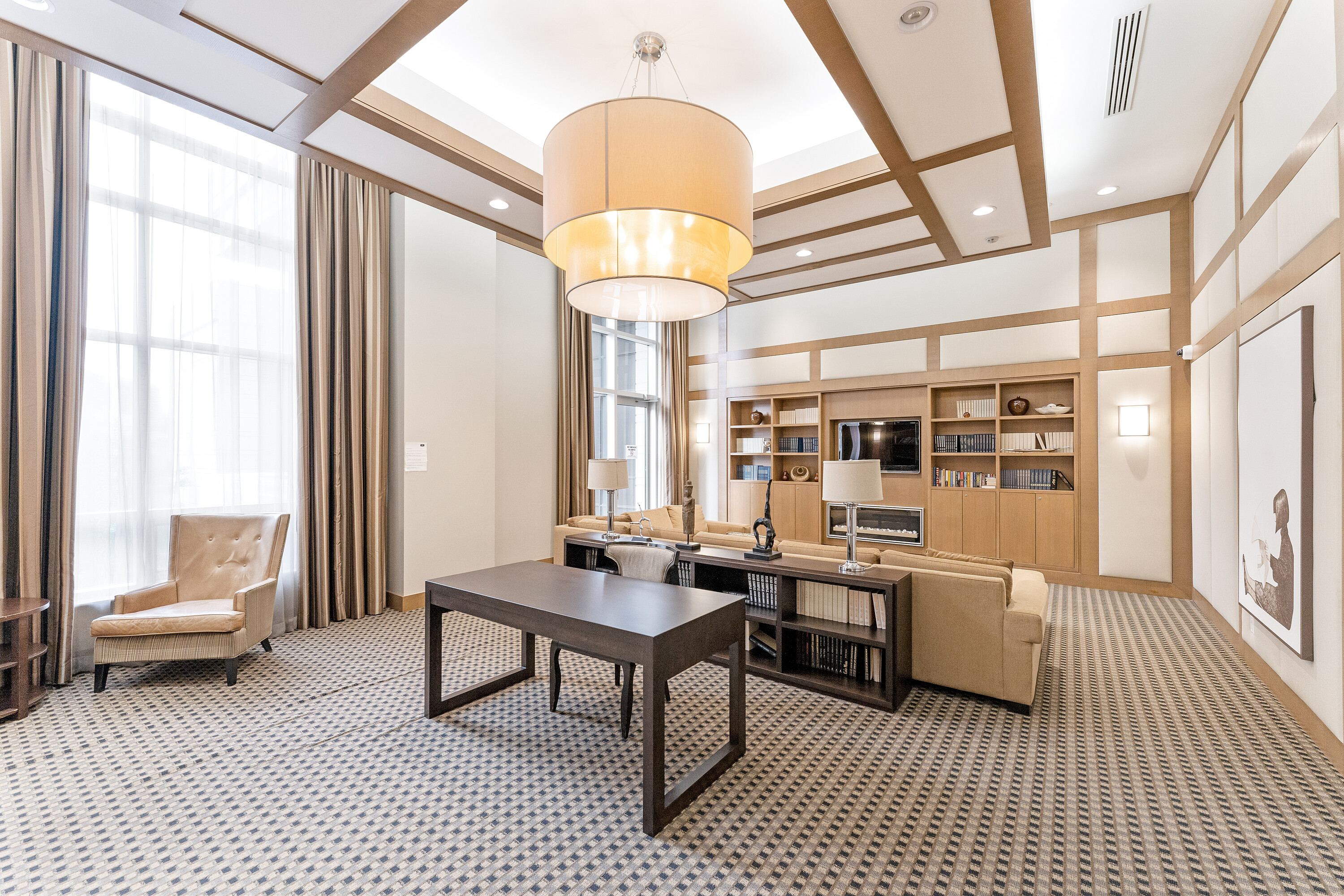  Avonshire Condos - 物件實景
