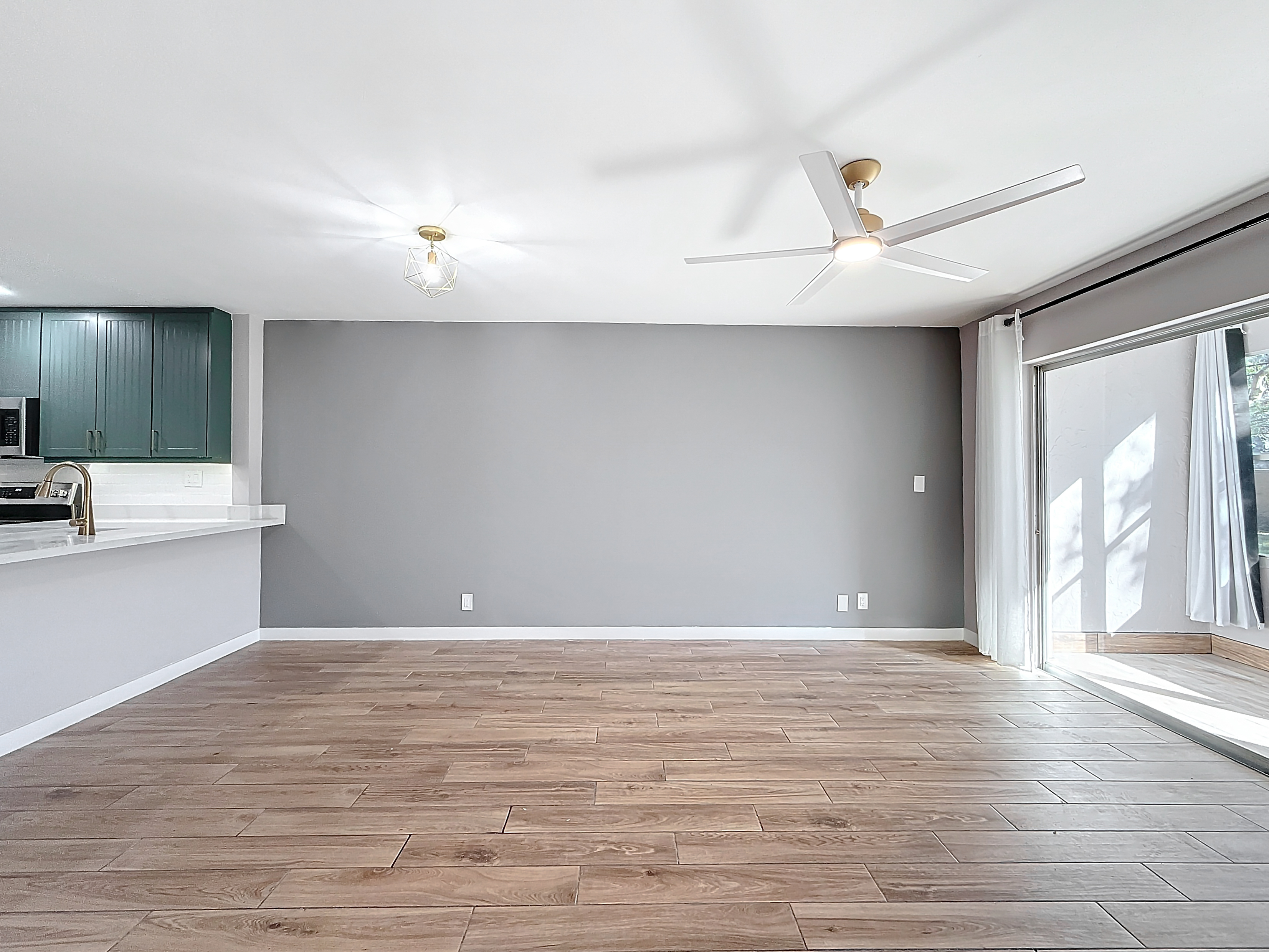  8818 W Mcnab Road, Tamarac, FL, 33321 - 物件實景