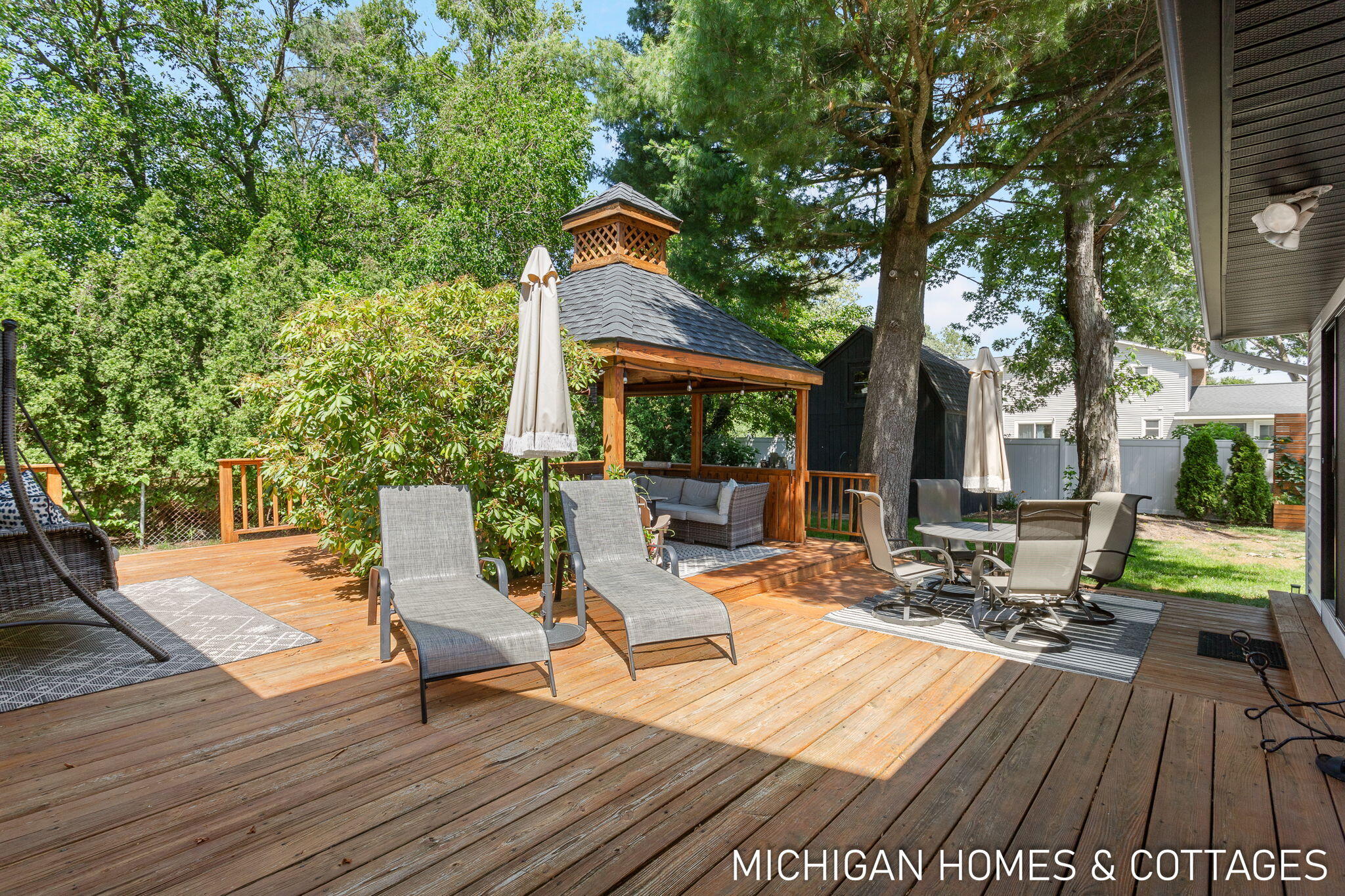 Jenison, Michigan, 49428, United States, 4 Bedrooms Bedrooms, ,3 BathroomsBathrooms,Residential,For Sale,1932274