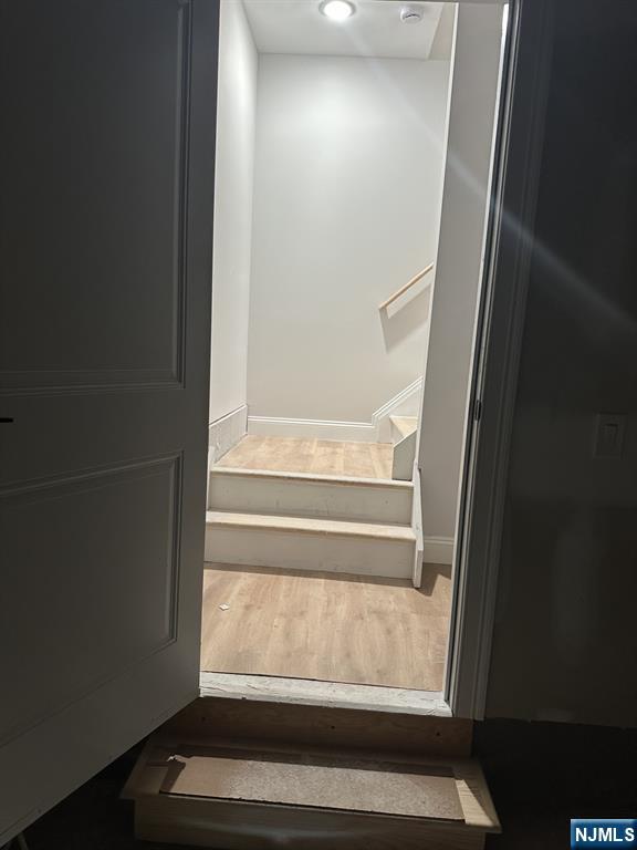 Newark, New Jersey, 07103, United States, 6 Bedrooms Bedrooms, ,5 BathroomsBathrooms,Residential,For Sale,1928063