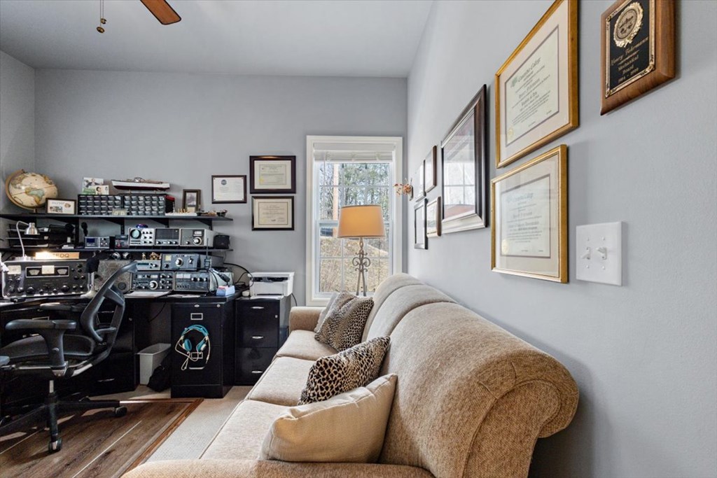 Blue Ridge, Georgia, 30513, United States, 3 Bedrooms Bedrooms, ,2 BathroomsBathrooms,Residential,For Sale,1979070