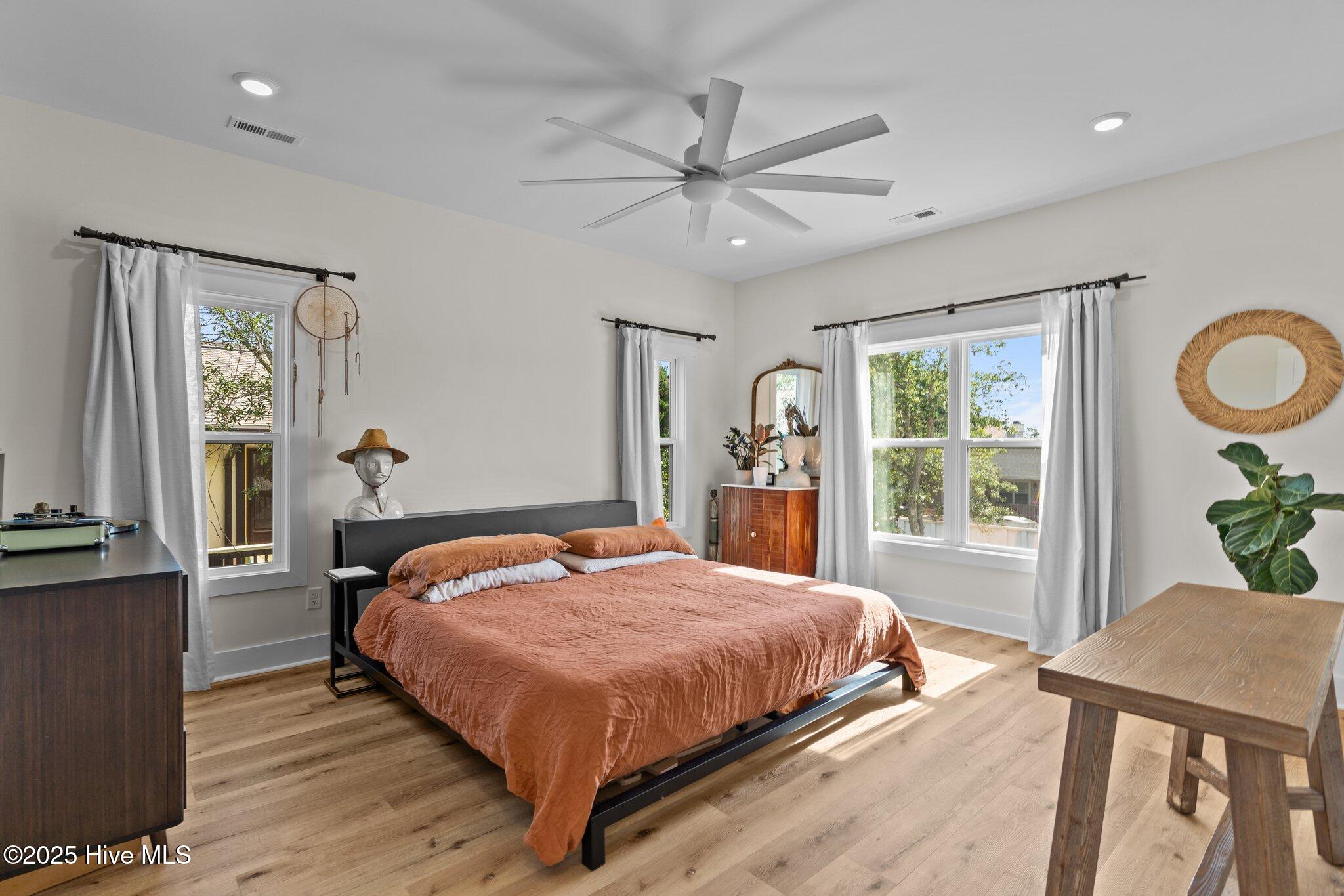 Carolina Beach, North Carolina, 28428, United States, 3 Bedrooms Bedrooms, ,2 BathroomsBathrooms,Residential,For Sale,1931980