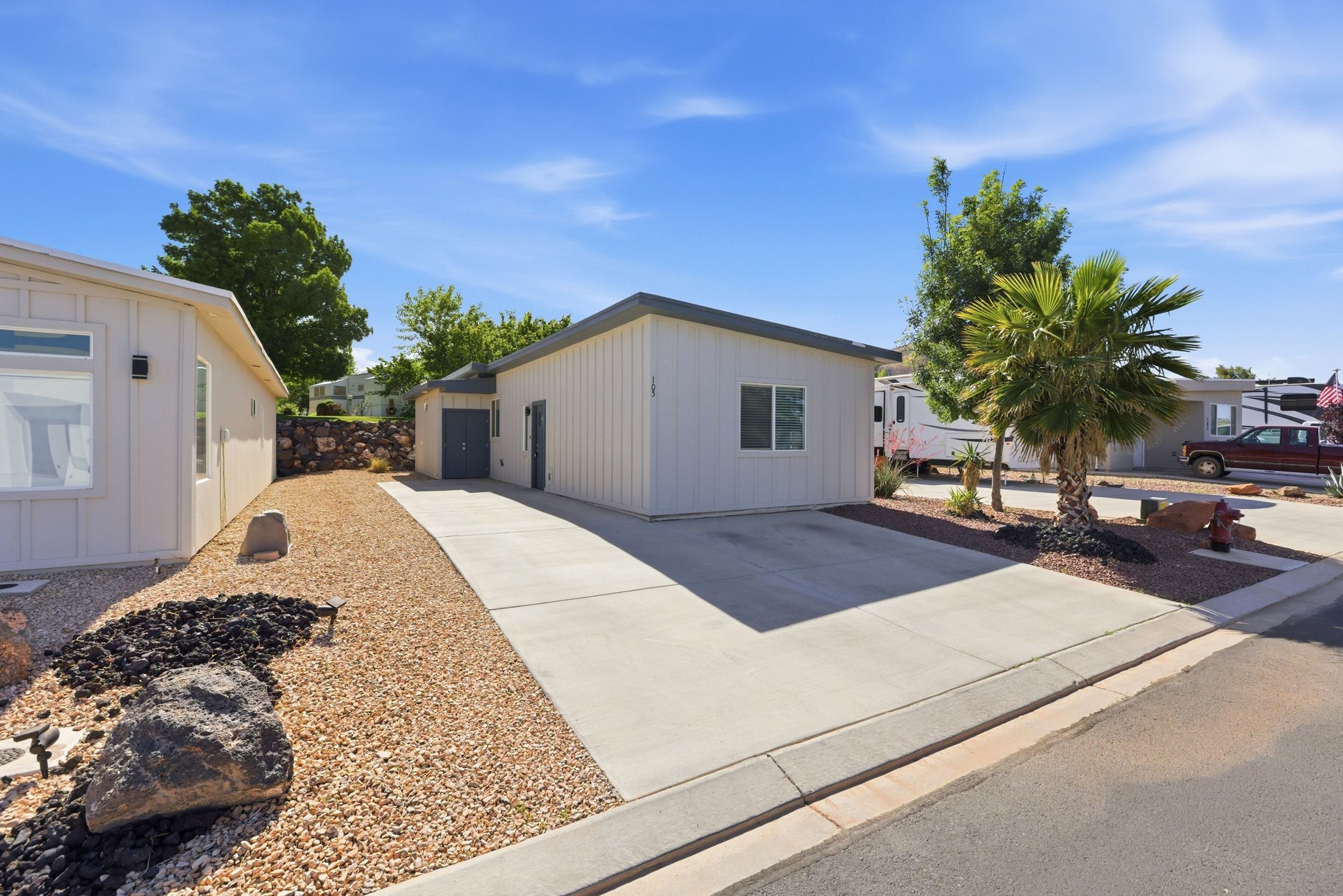  Modern Single Family Home with Easy Access to HWY 7&9 - 物件實景