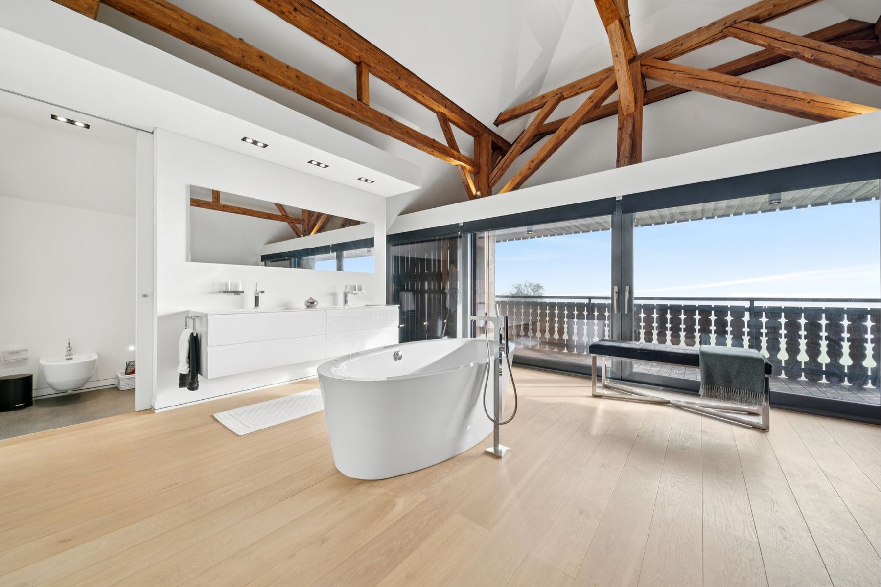  Absolute luxury and discretion: renovated farmhouse with indoor spa - 物件實景