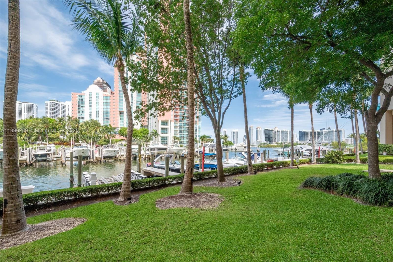 Aventura, Florida, 33180, United States, 3 Bedrooms Bedrooms, ,3 BathroomsBathrooms,Residential,For Sale,1961419