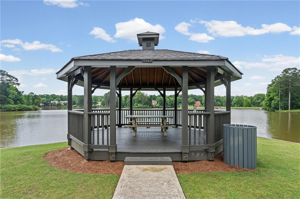 Cumming, Georgia, 30041, United States, 4 Bedrooms Bedrooms, ,3 BathroomsBathrooms,Residential,For Sale,2048707