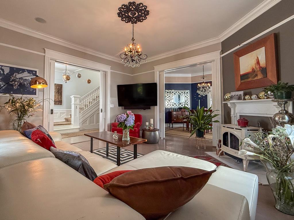 Cape Charles, Virginia, 23310, United States, 3 Bedrooms Bedrooms, ,3 BathroomsBathrooms,Residential,For Sale,1875371