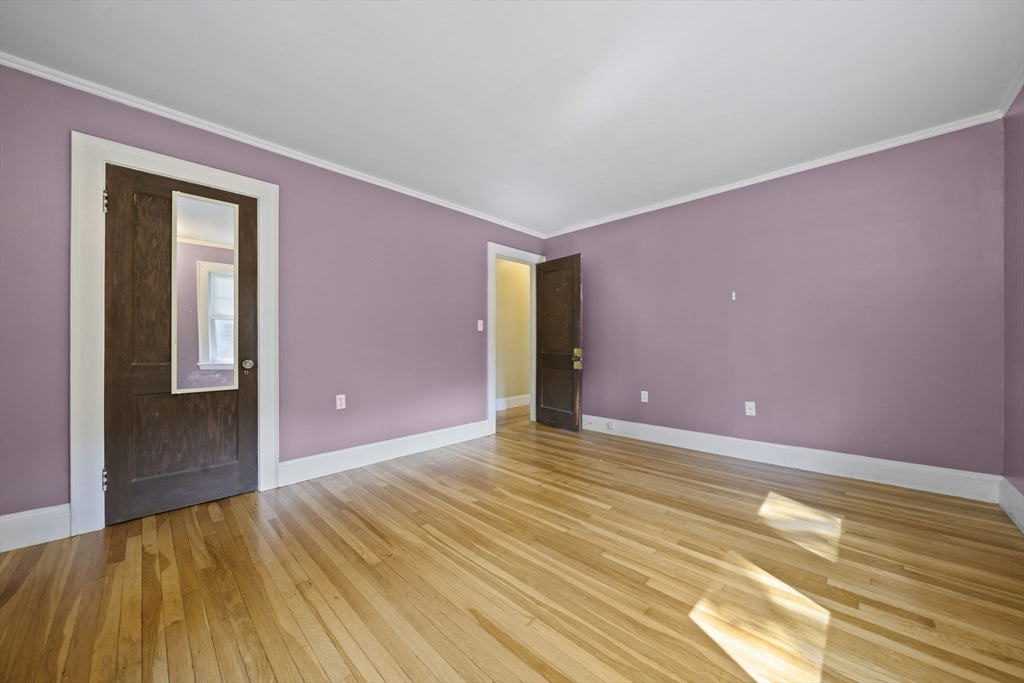 Newton, Massachusetts, 02461, United States, 7 Bedrooms Bedrooms, ,2 BathroomsBathrooms,Residential,For Sale,1939866