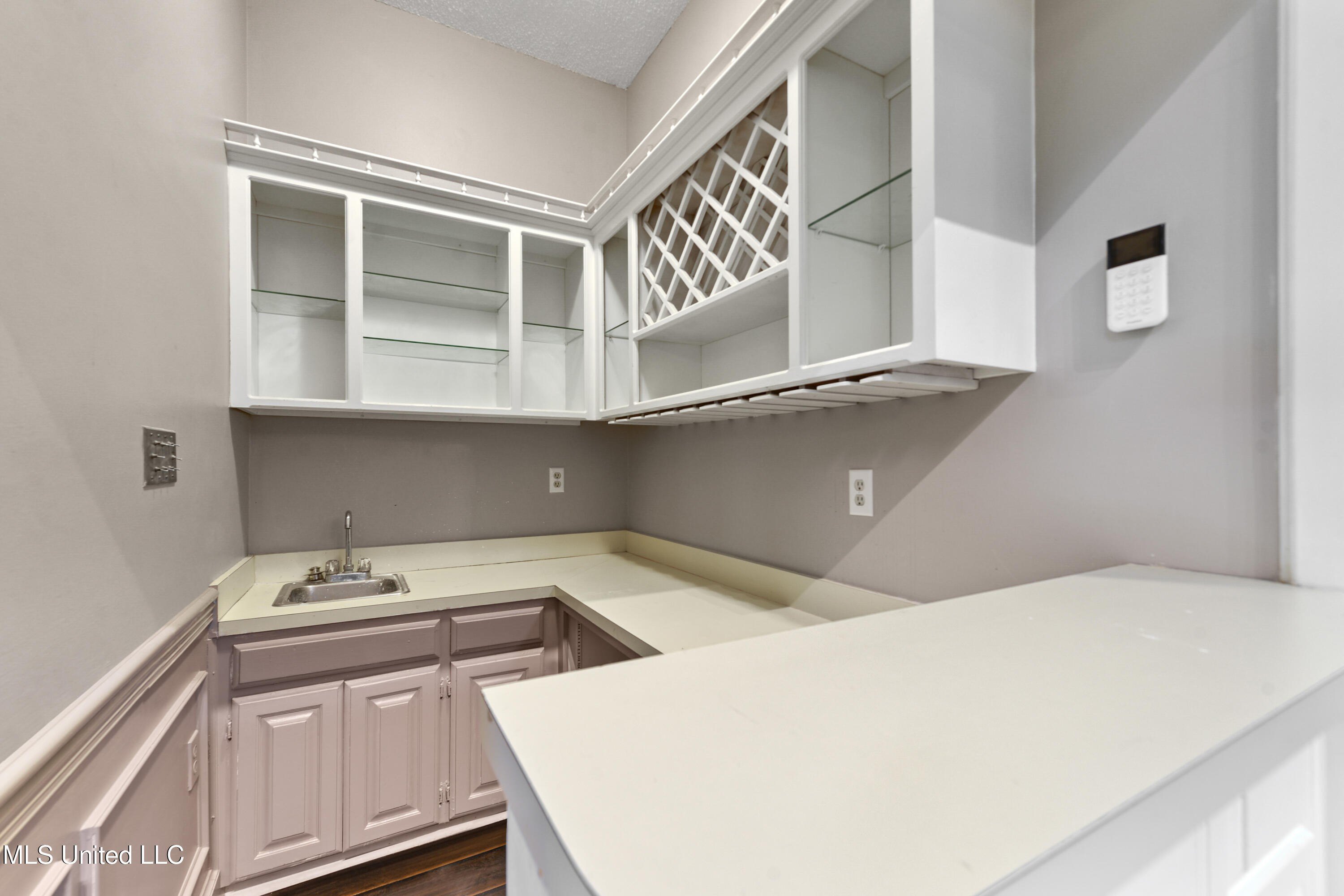 Diamondhead, Mississippi, 39525, United States, 3 Bedrooms Bedrooms, ,4 BathroomsBathrooms,Residential,For Sale,1923554