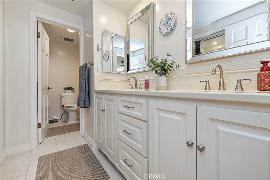 Sierra Madre, California, 91024, United States, 2 Bedrooms Bedrooms, ,3 BathroomsBathrooms,Residential,For Sale,1992859