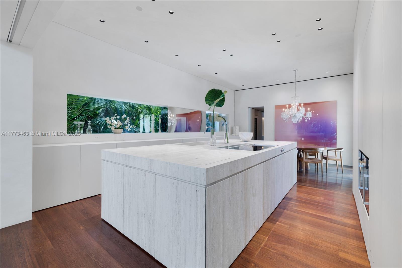 Miami Beach, Florida, 33140, United States, 6 Bedrooms Bedrooms, ,7 BathroomsBathrooms,Residential,For Sale,1759763