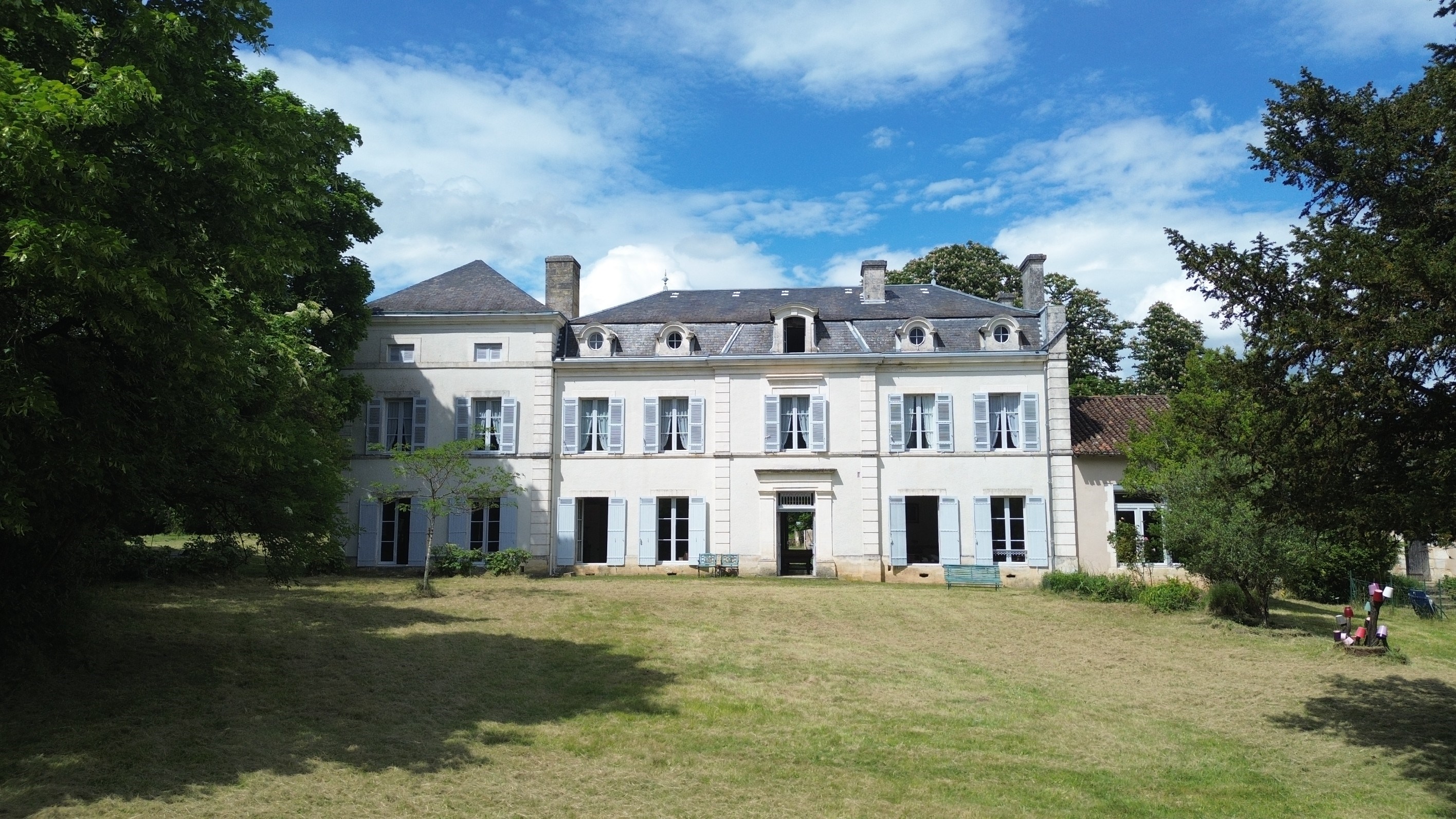  For Sale – Elegance and Art of Living in an 18th Century Château in the Périgord - 物件實景