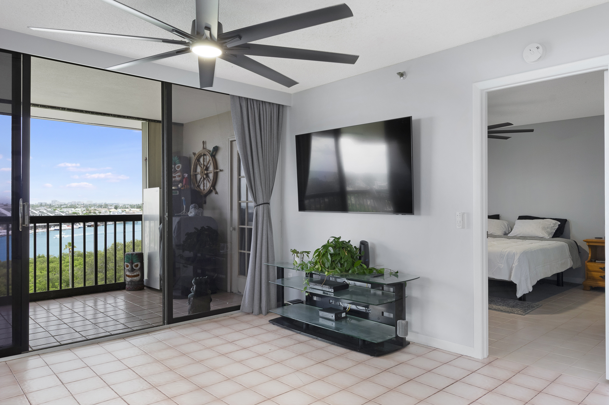 Largo, Florida, 33774, United States, 2 Bedrooms Bedrooms, ,2 BathroomsBathrooms,Residential,For Sale,1944819