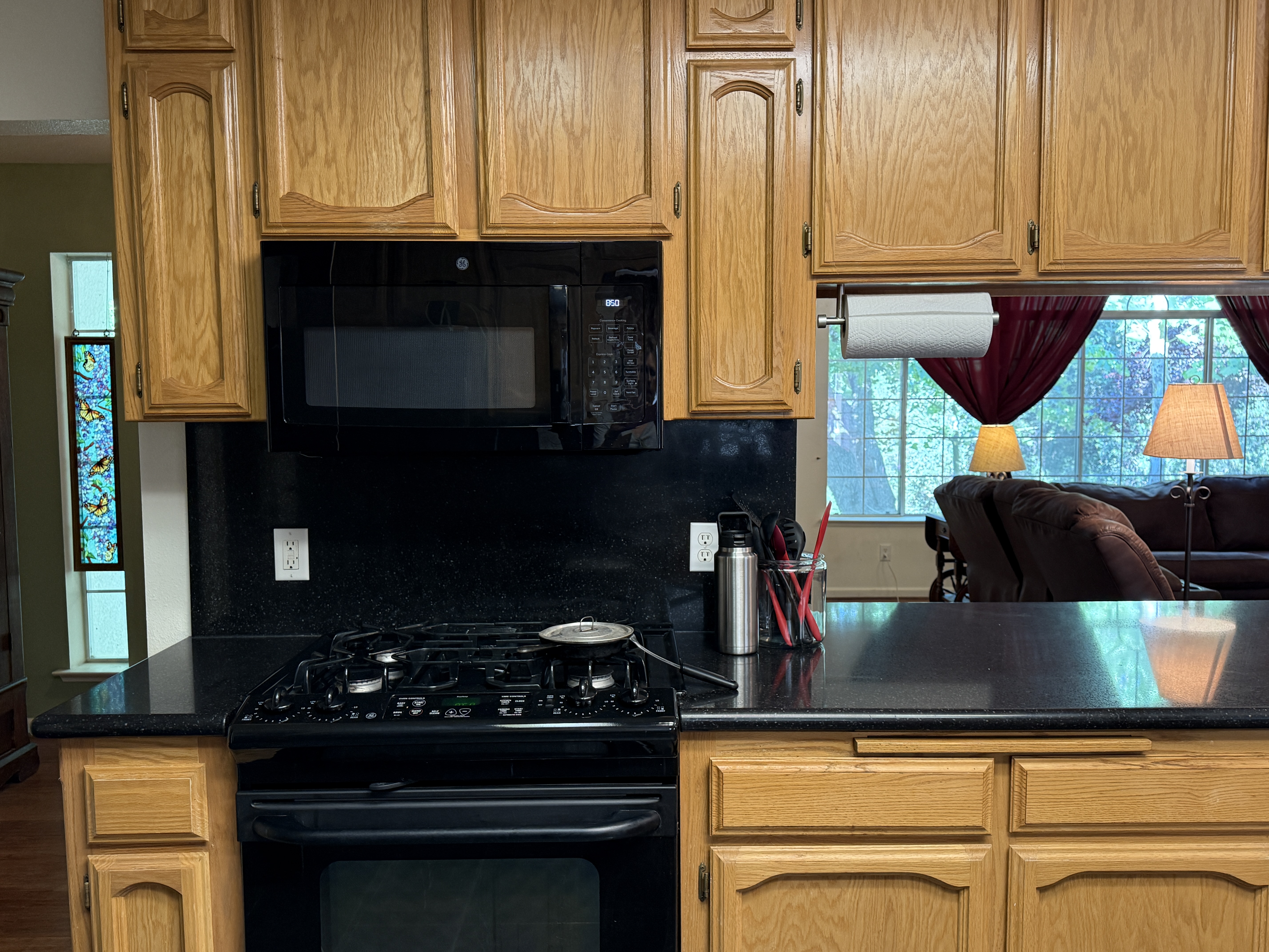 Mariposa, California, 95338, United States, 2 Bedrooms Bedrooms, ,2 BathroomsBathrooms,Residential,For Sale,1983625