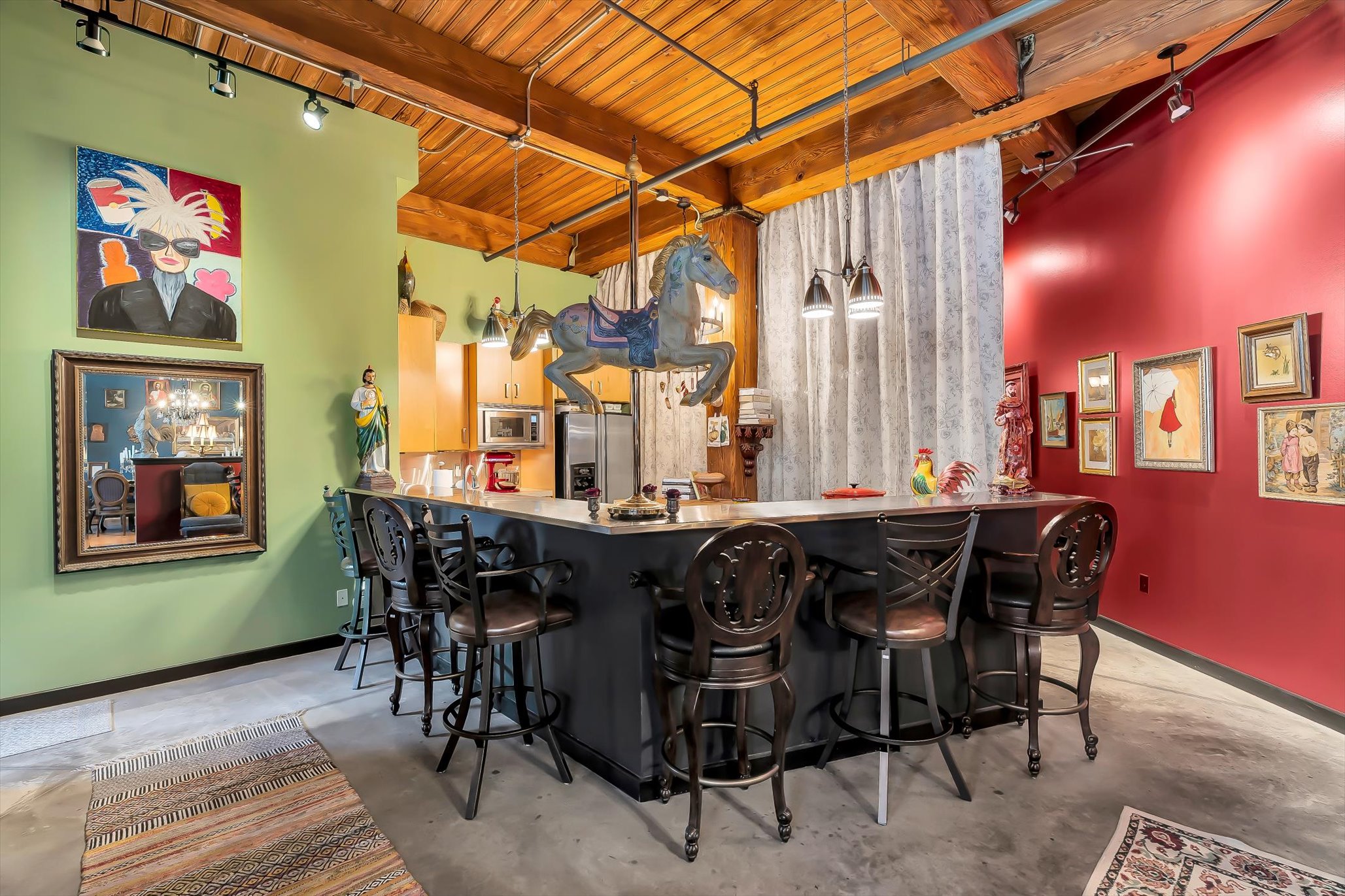  Experience Urban Elegance at Elder Shirt Lofts: A Luxurious Downtown Retreat - 物件實景