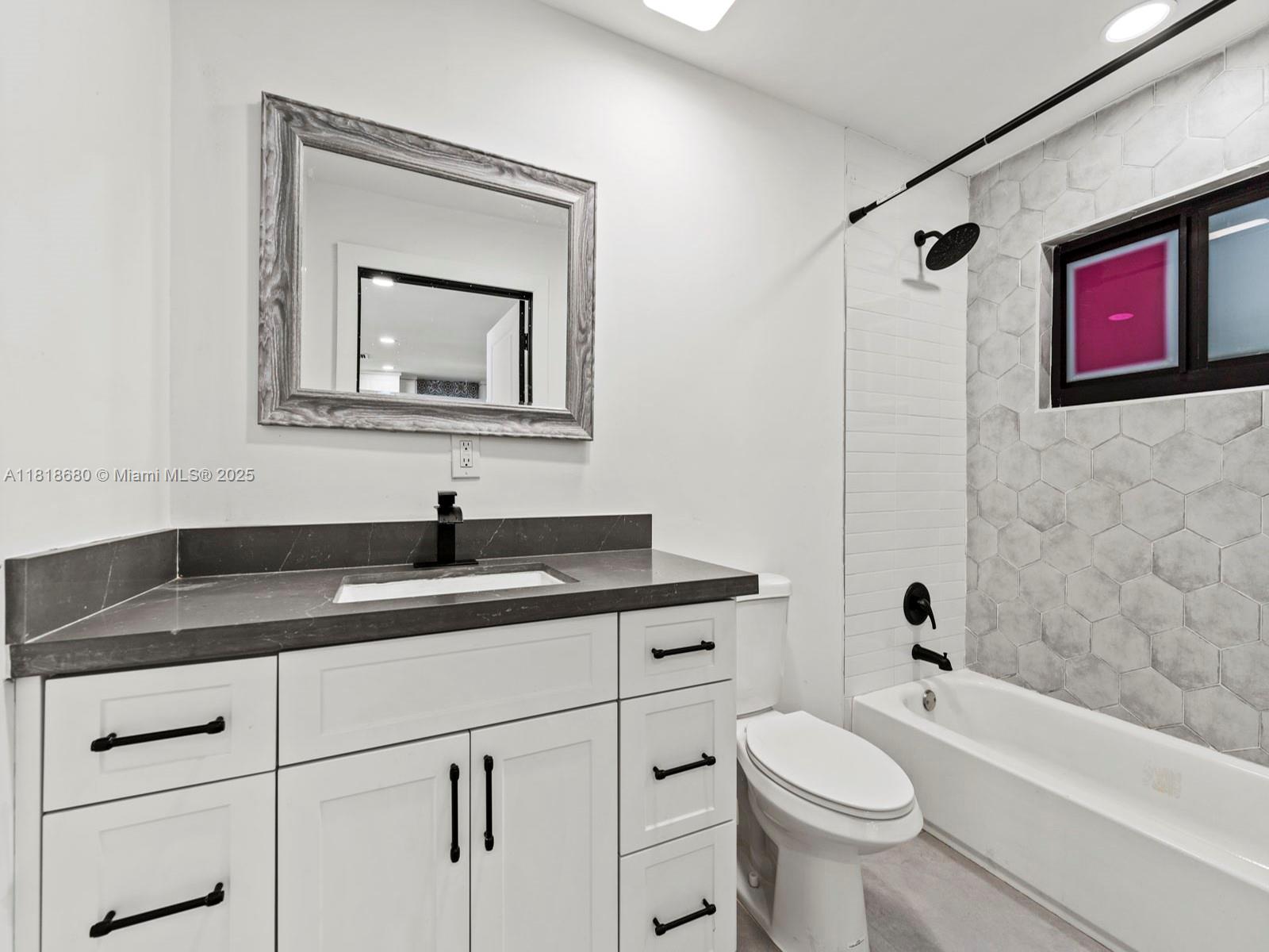 Miami, Florida, 33173, United States, 3 Bedrooms Bedrooms, ,2 BathroomsBathrooms,Residential,For Sale,1857432