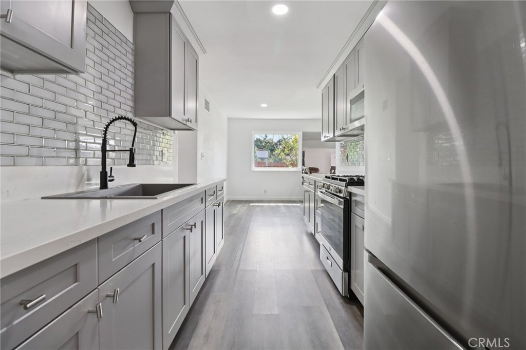 Oceanside, California, 92056, United States, 3 Bedrooms Bedrooms, ,2 BathroomsBathrooms,Residential,For Sale,2031943