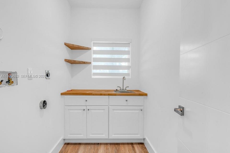 Key Largo, Florida, 33037, United States, 5 Bedrooms Bedrooms, ,3 BathroomsBathrooms,Residential,For Sale,2002061