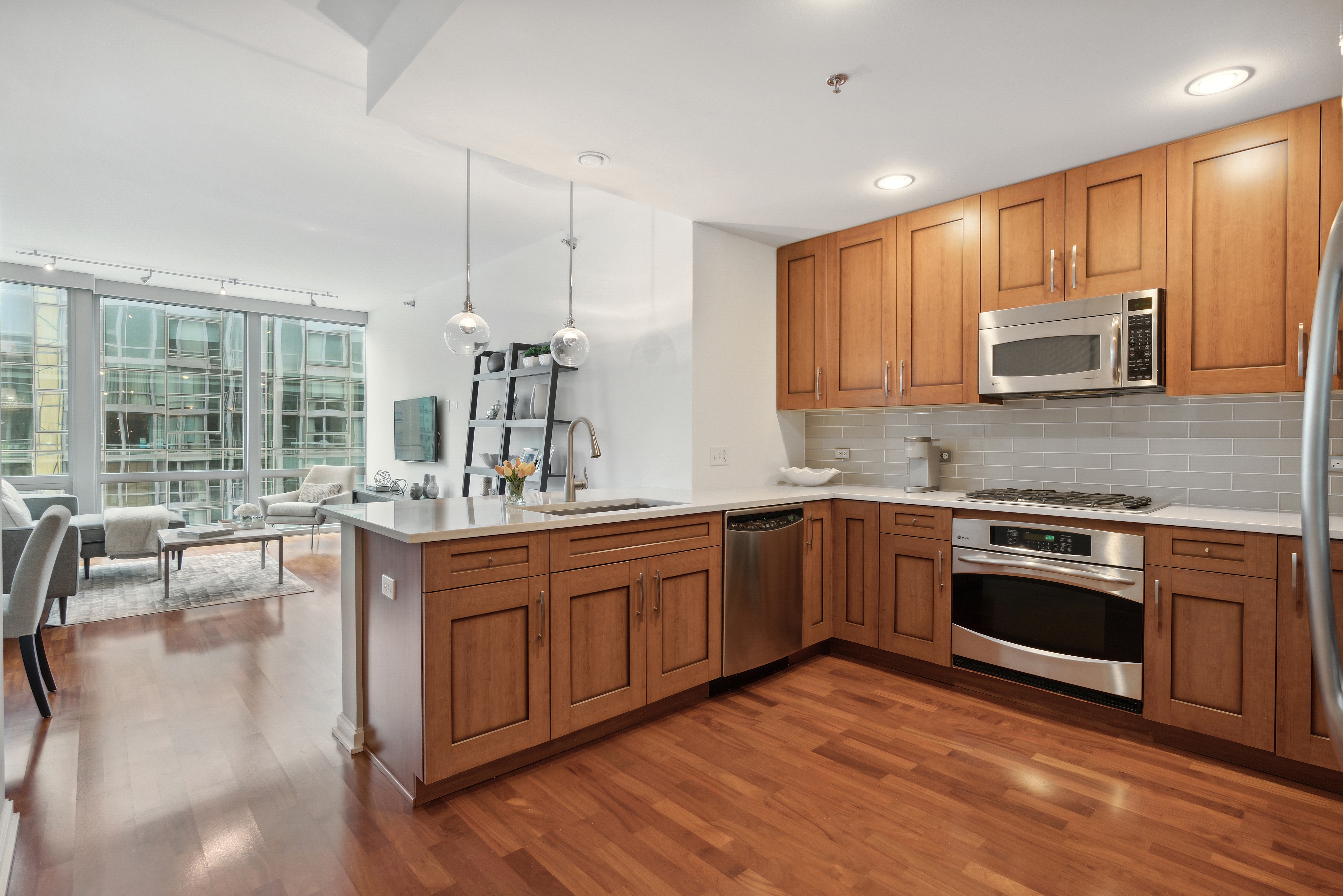  Welcome to the Mag Mile, A Fantastic Location and Steps From Everything - 物件實景