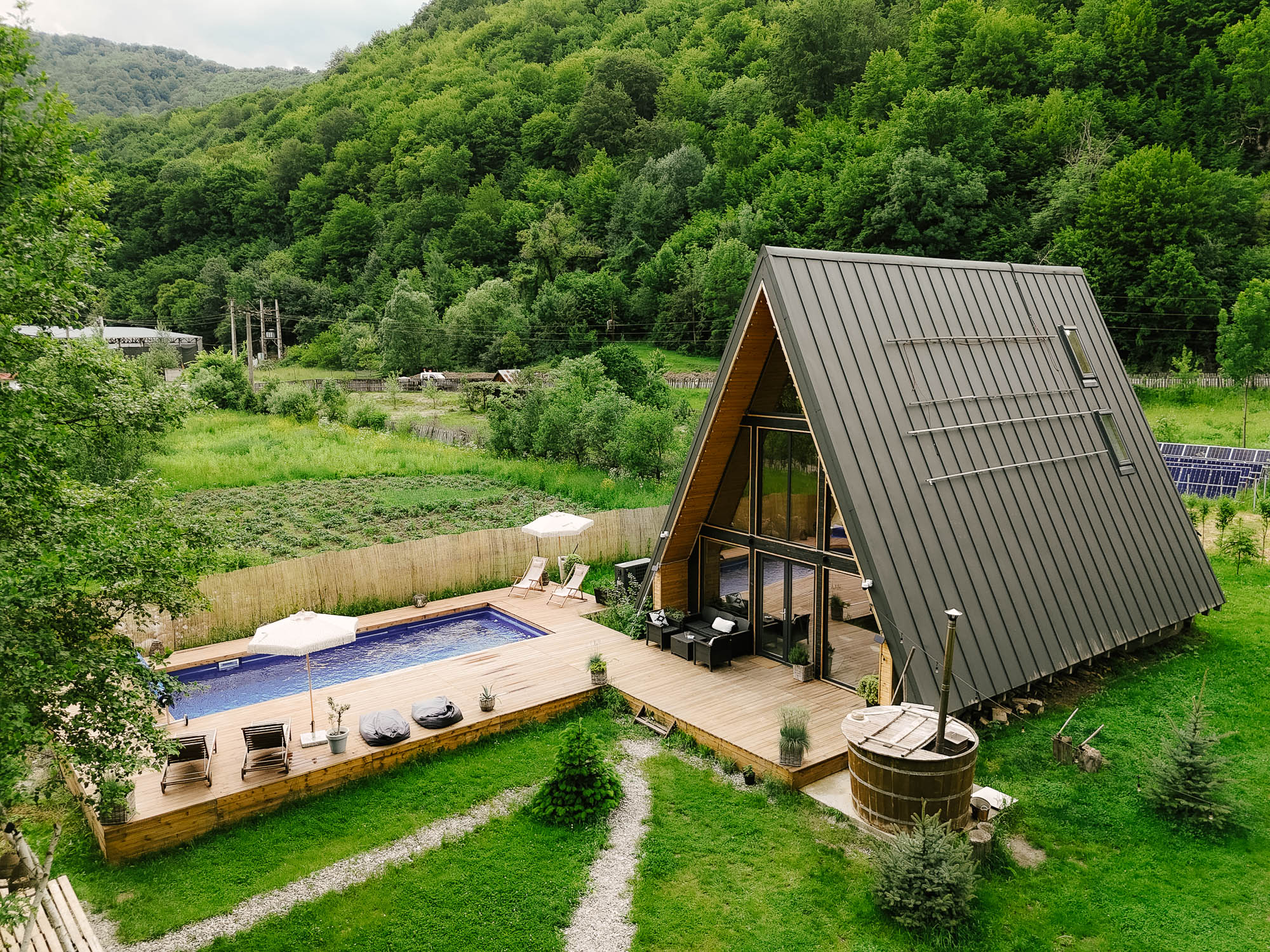  A Home Between River, Forest and Sky in the Heart of the Lotru Mountains - 物件實景