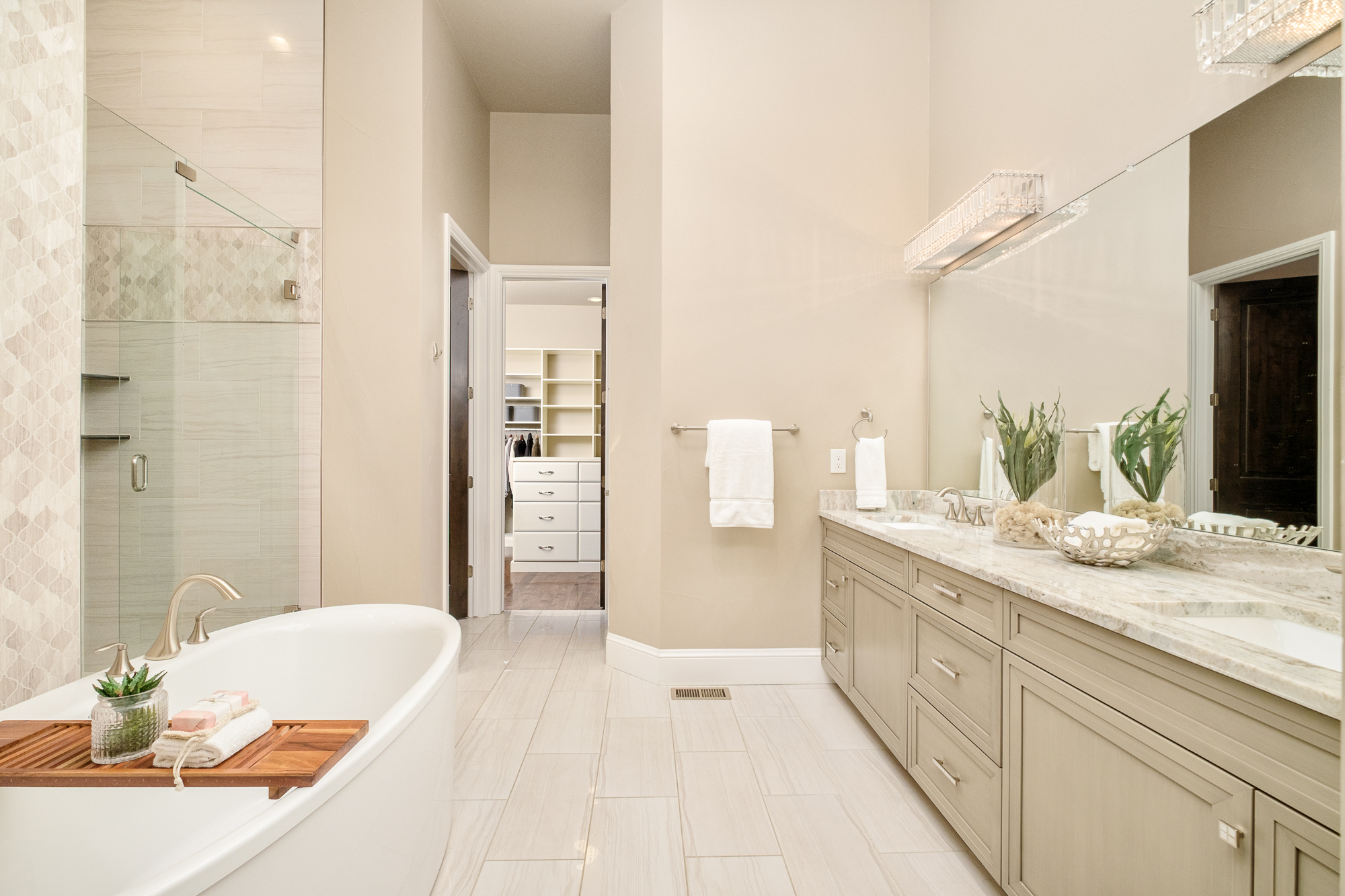  where  luxury meets modern convenience - 物件實景