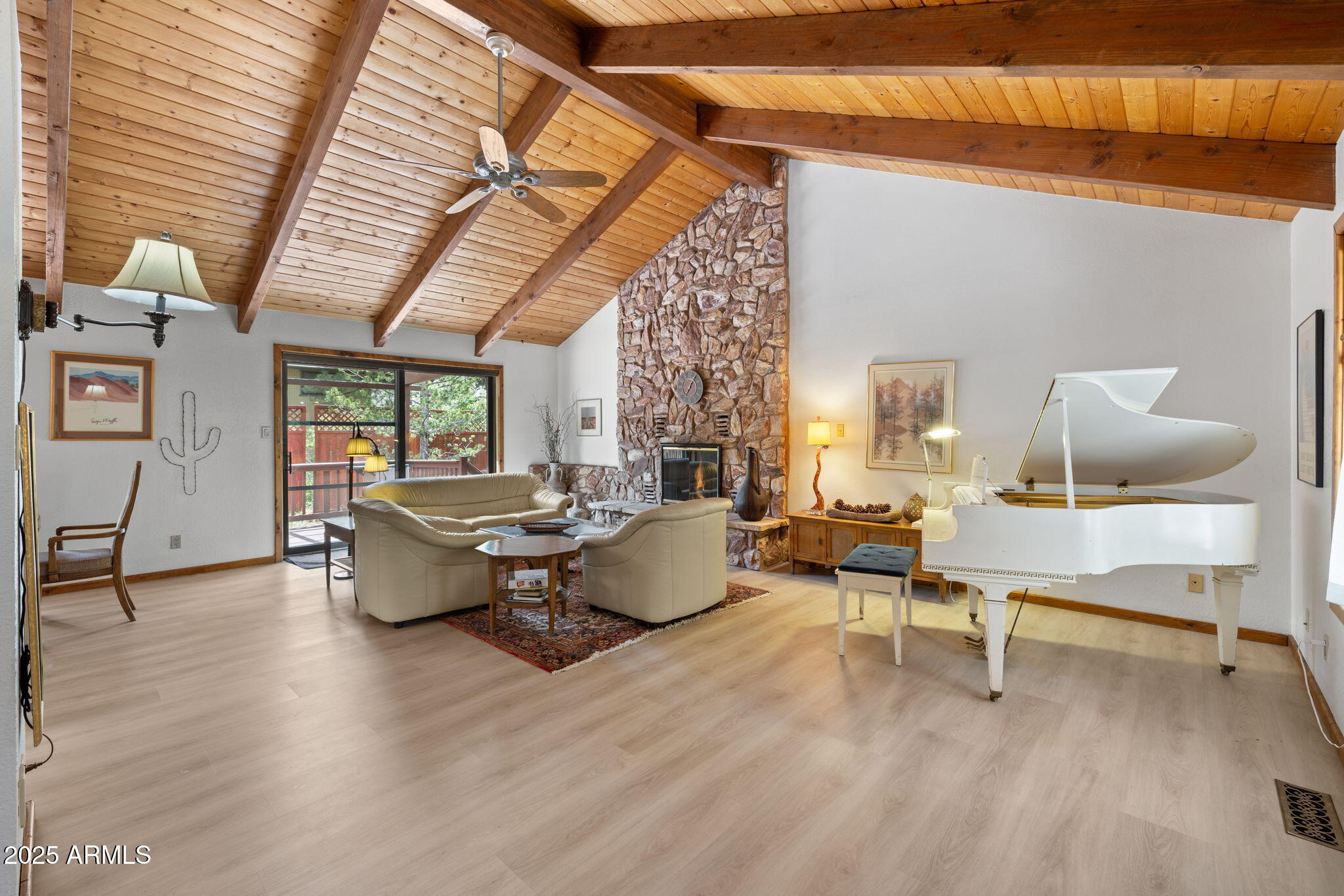 Flagstaff, Arizona, 86004, United States, 3 Bedrooms Bedrooms, ,2 BathroomsBathrooms,Residential,For Sale,1866568