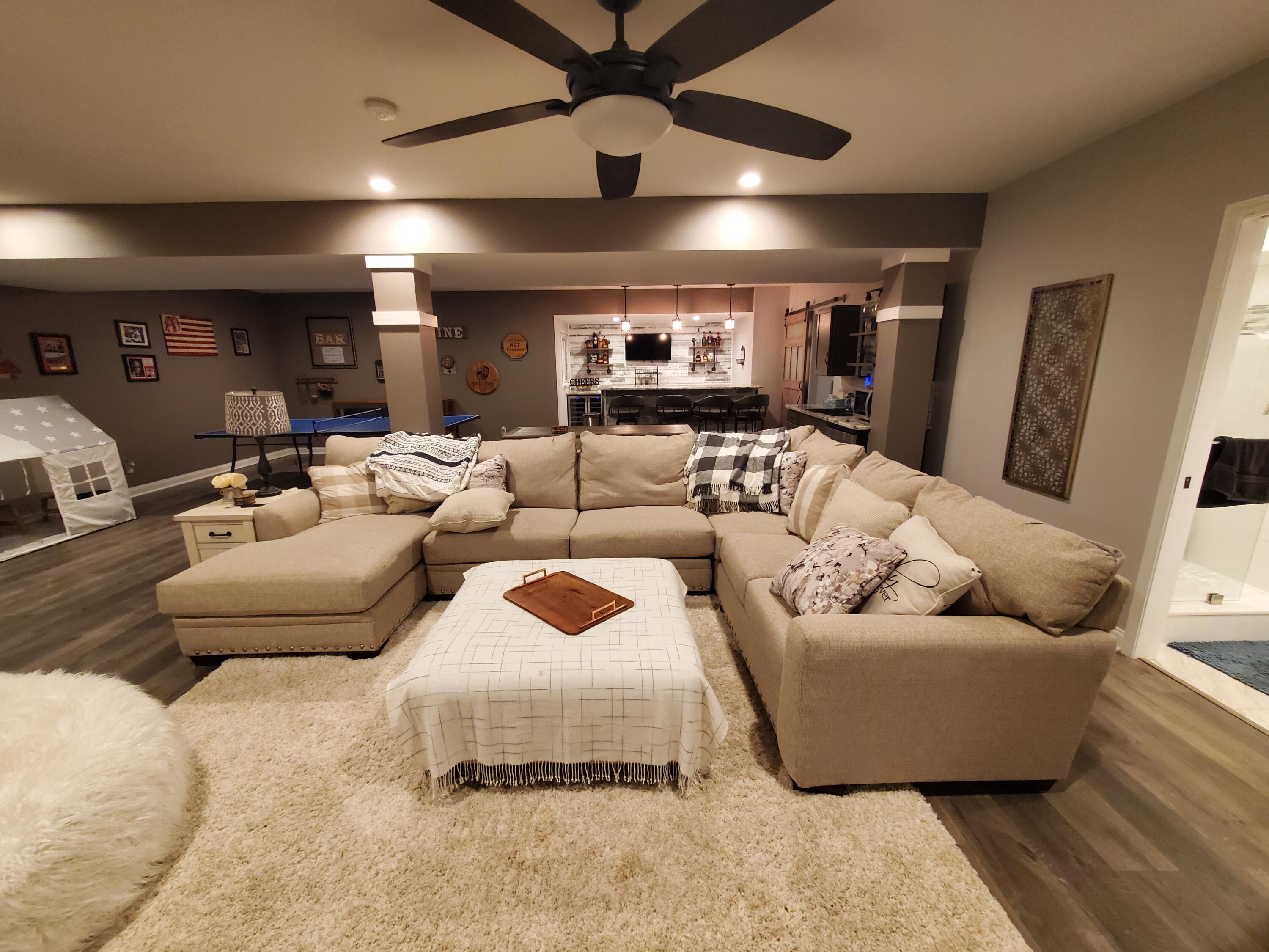 Lexington, Kentucky, 40509, United States, 6 Bedrooms Bedrooms, ,4 BathroomsBathrooms,Residential,For Sale,1785062