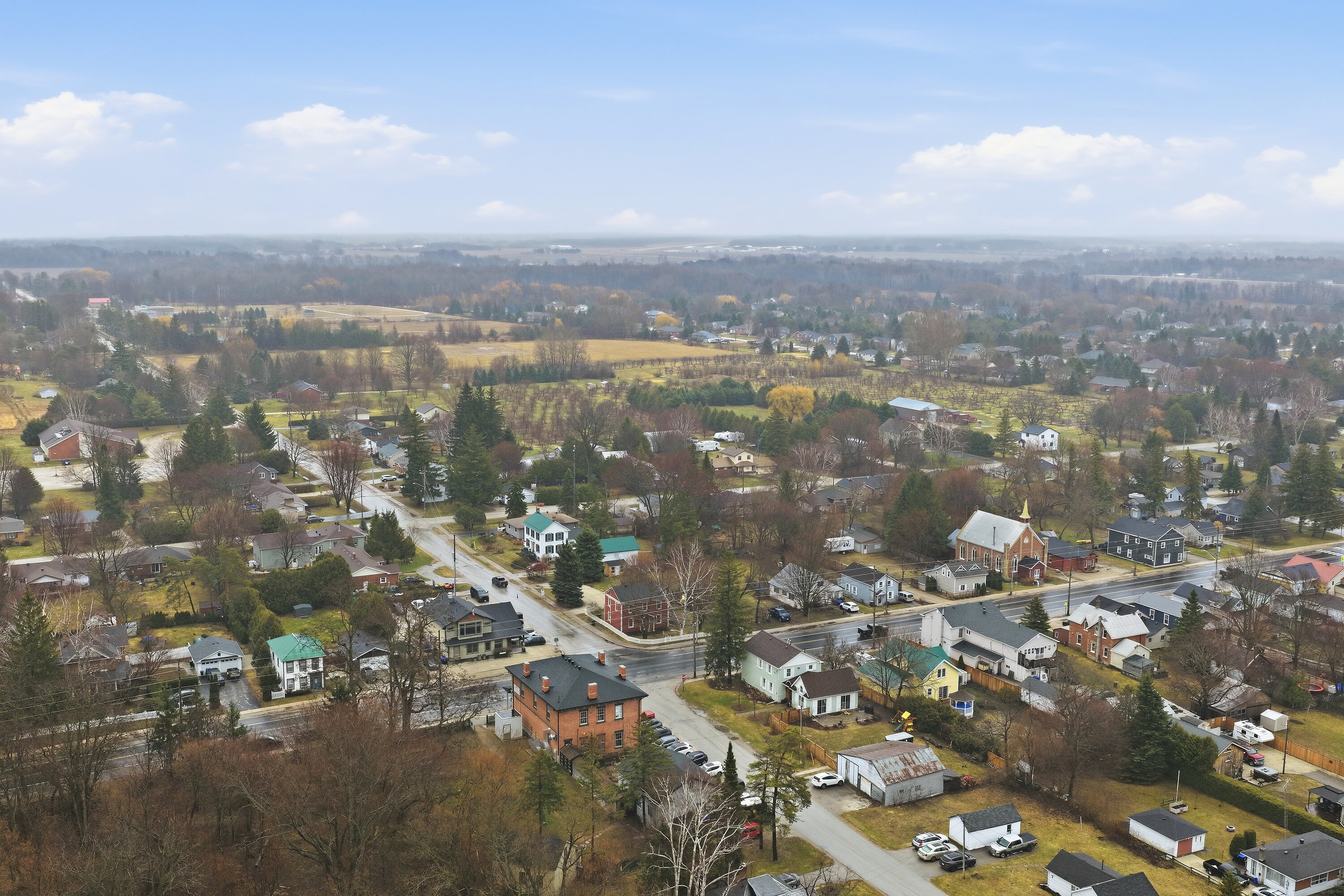  Prestigous 1/4 Acre Town Lot - 物件實景