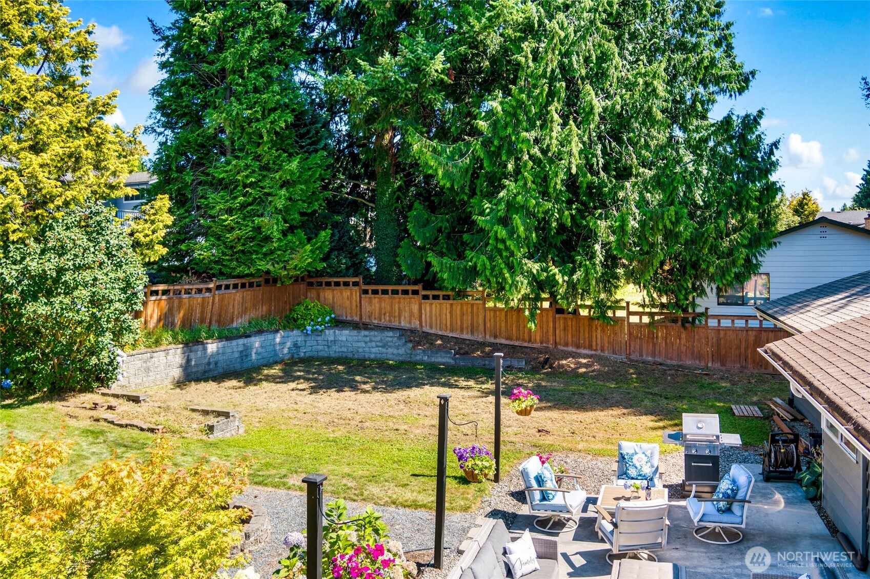 Marysville, Washington, 98270, United States, 4 Bedrooms Bedrooms, ,2 BathroomsBathrooms,Residential,For Sale,1905771