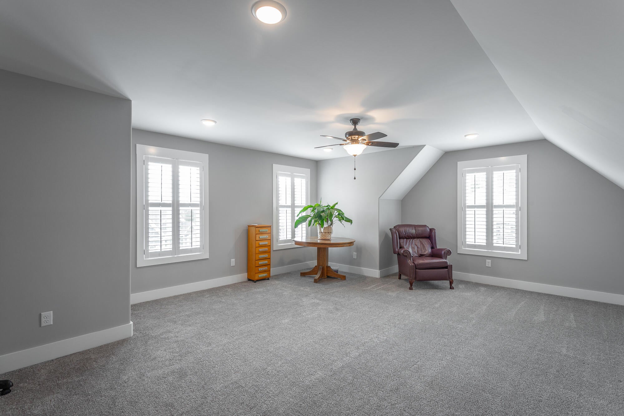 Soddy Daisy, Tennessee, 37379, United States, 3 Bedrooms Bedrooms, ,2 BathroomsBathrooms,Residential,For Sale,1911659