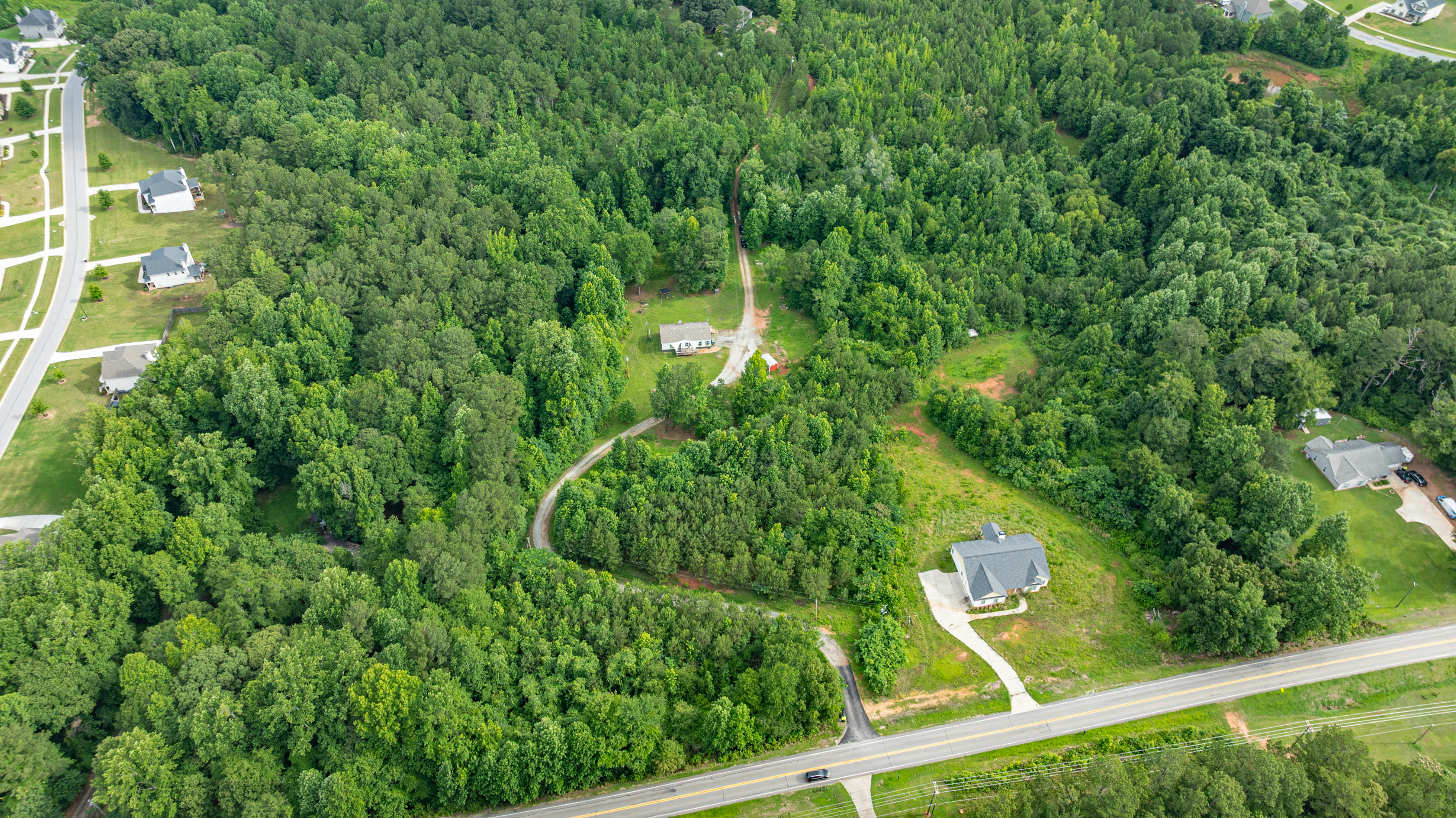  Completely Refreshed Home on Five Private Acres - 物件實景