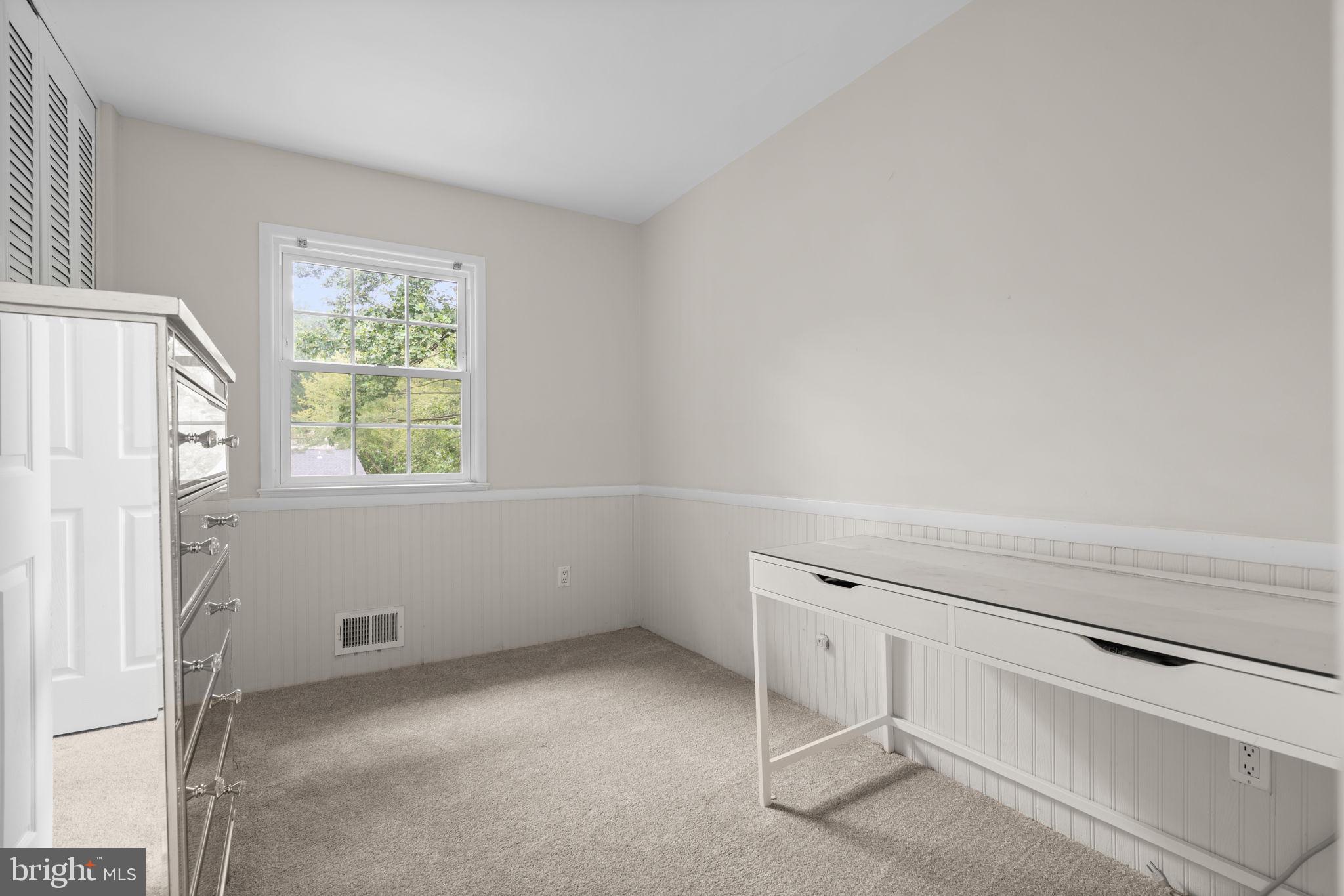 Springfield, Virginia, 22152, United States, 4 Bedrooms Bedrooms, ,4 BathroomsBathrooms,Residential,For Sale,1942783