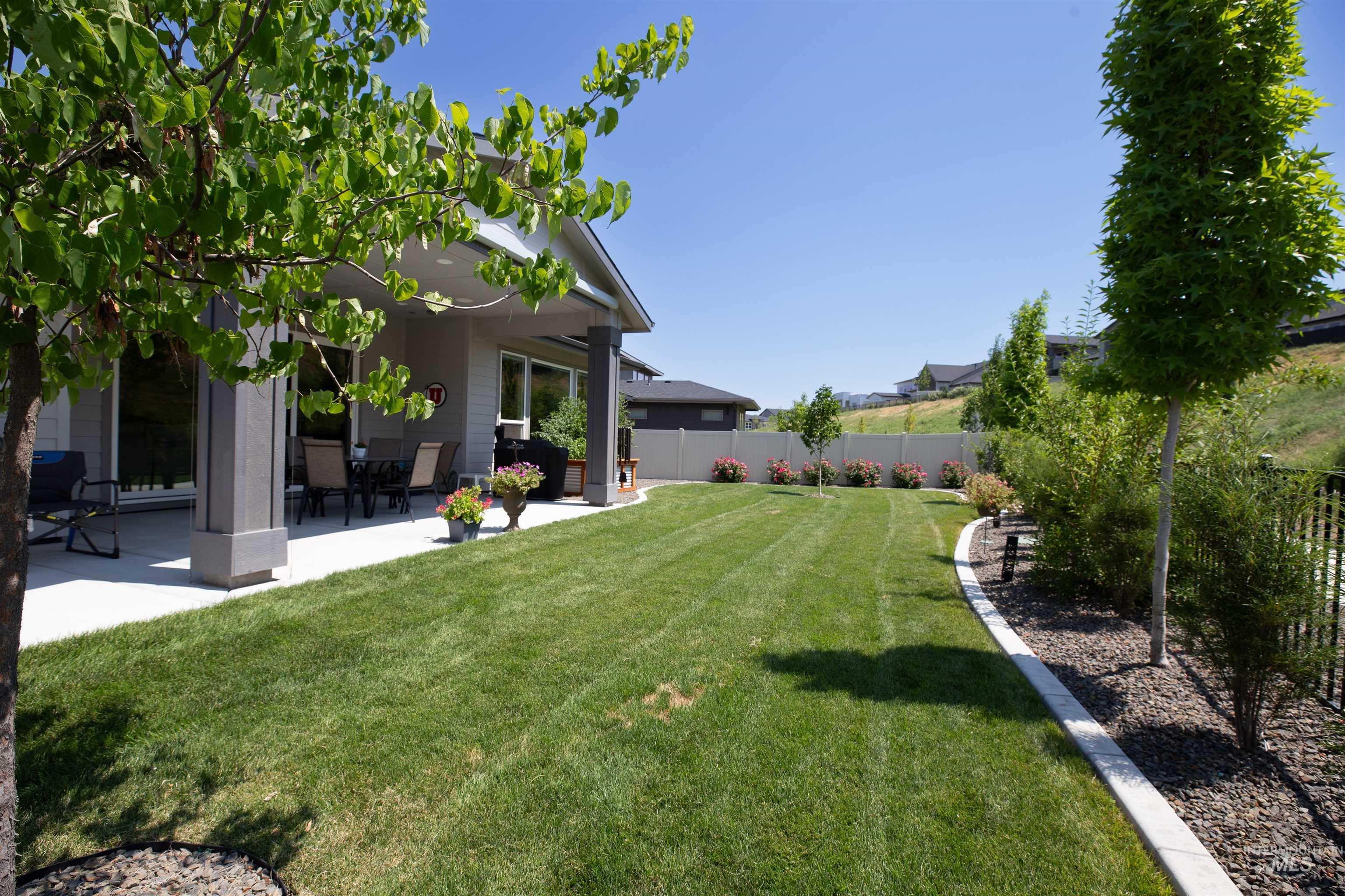 Meridian, Idaho, 83642, United States, 3 Bedrooms Bedrooms, ,3 BathroomsBathrooms,Residential,For Sale,1901356